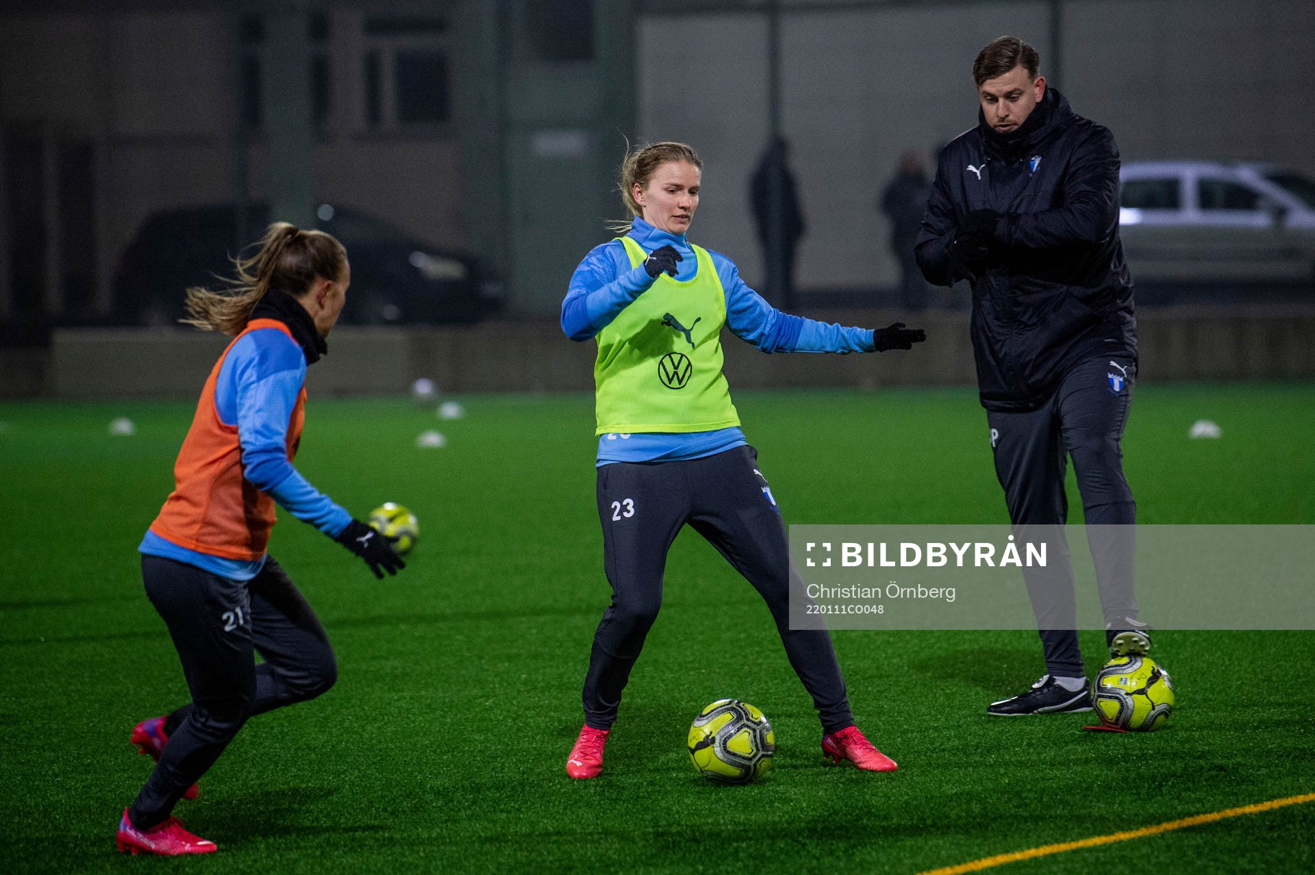 Malmö FFs Amanda Kander mot Elin Björklund