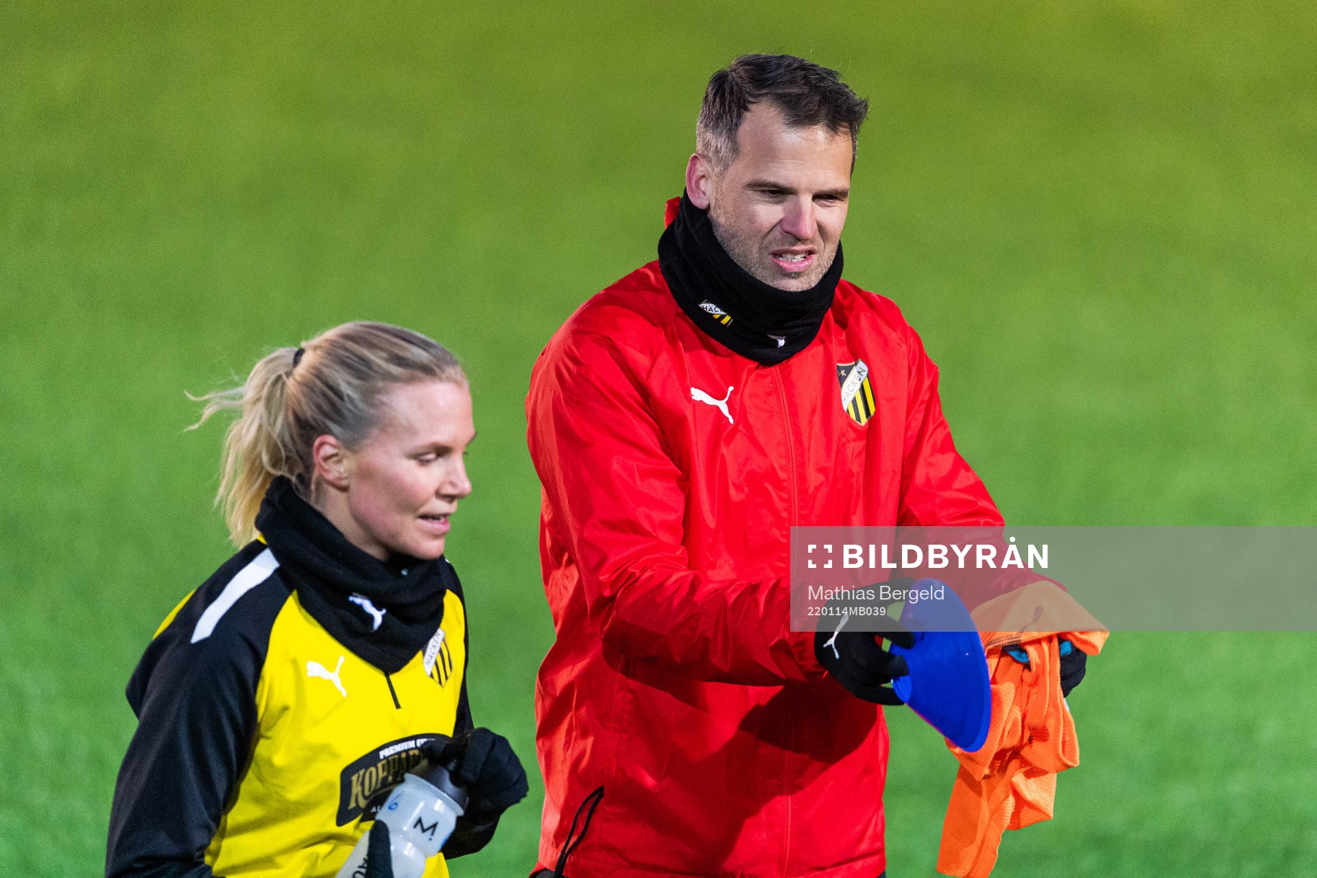 Josefine Rybrink och tränare Robert Vilahamn