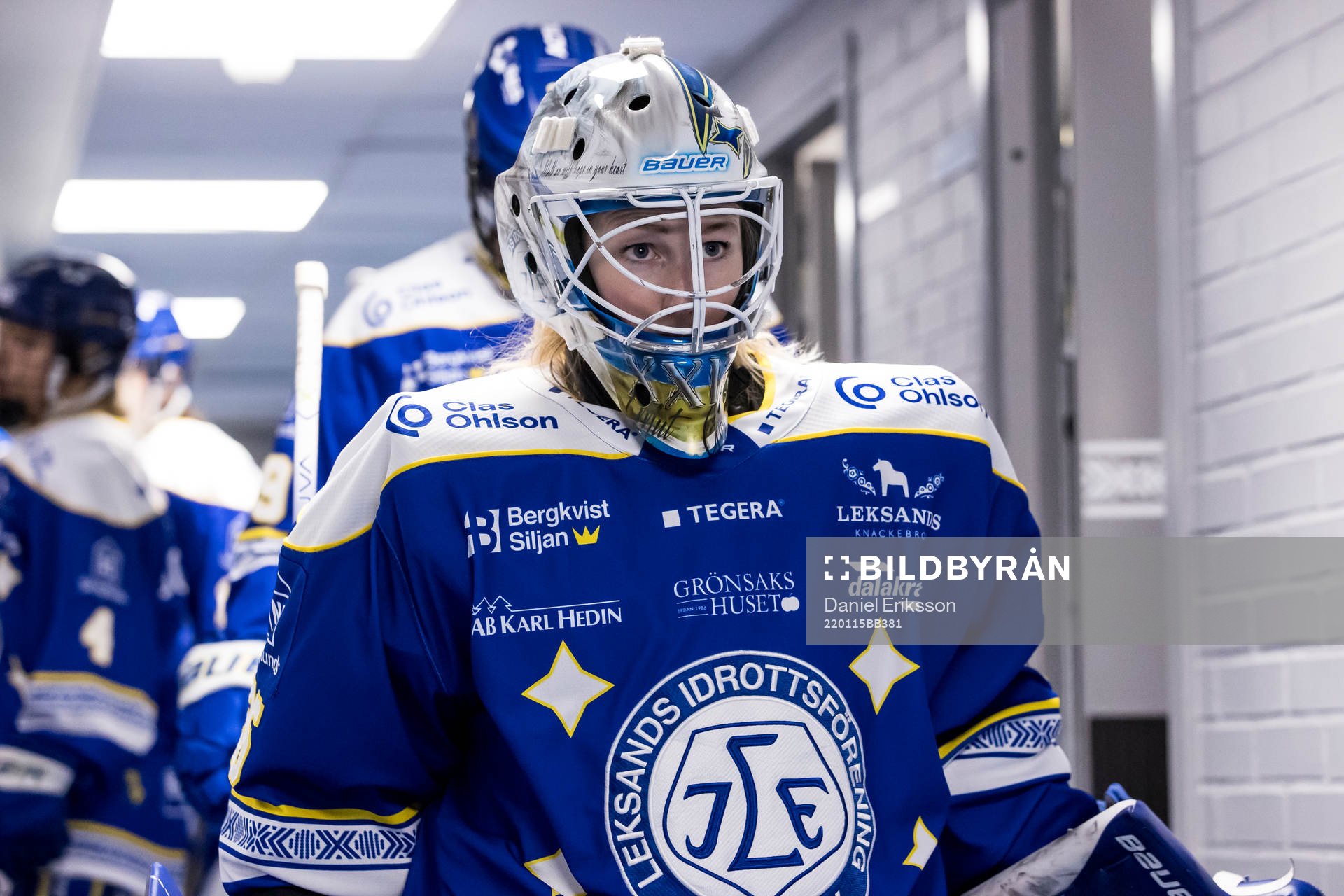 Leksands målvakt Jule Flötgen innan ishockeymatchen i