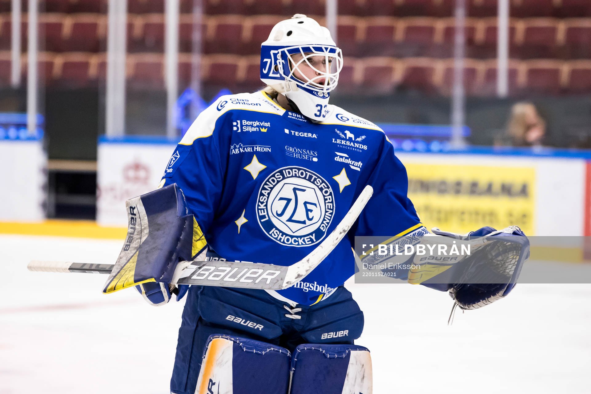 Leksands målvakt Amanda Johansson jublar
