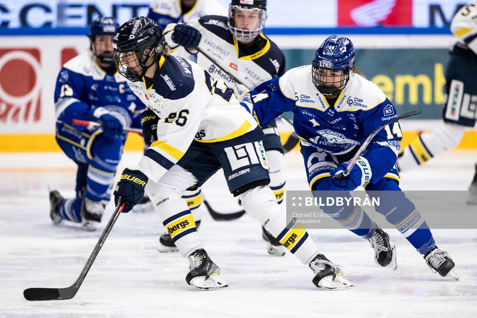 HV71s Hanna Olsson och Leksands Payge Pena