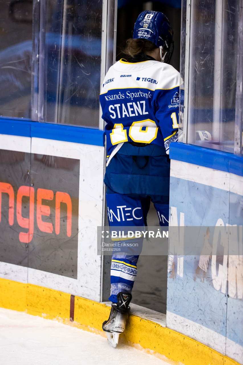 Leksands Phoebe Staenz lämnar