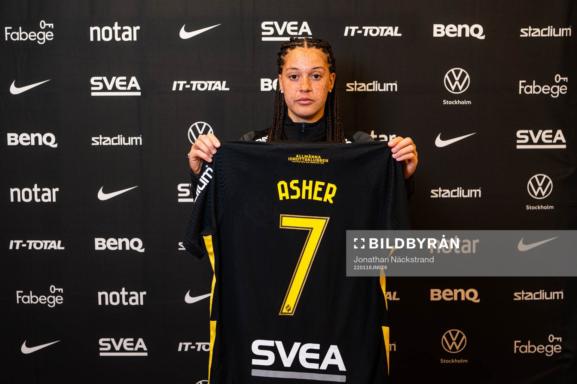 s nyförvärv Chinyelu Asher