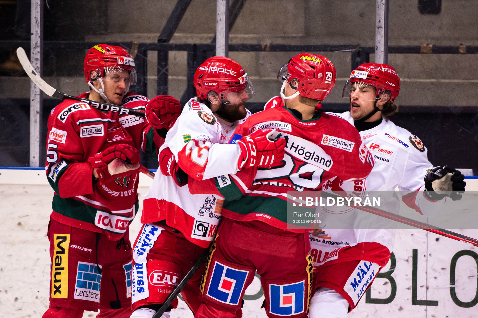 Troja-Ljungbys Måns Hansson och Modos Mikkel Aagaard