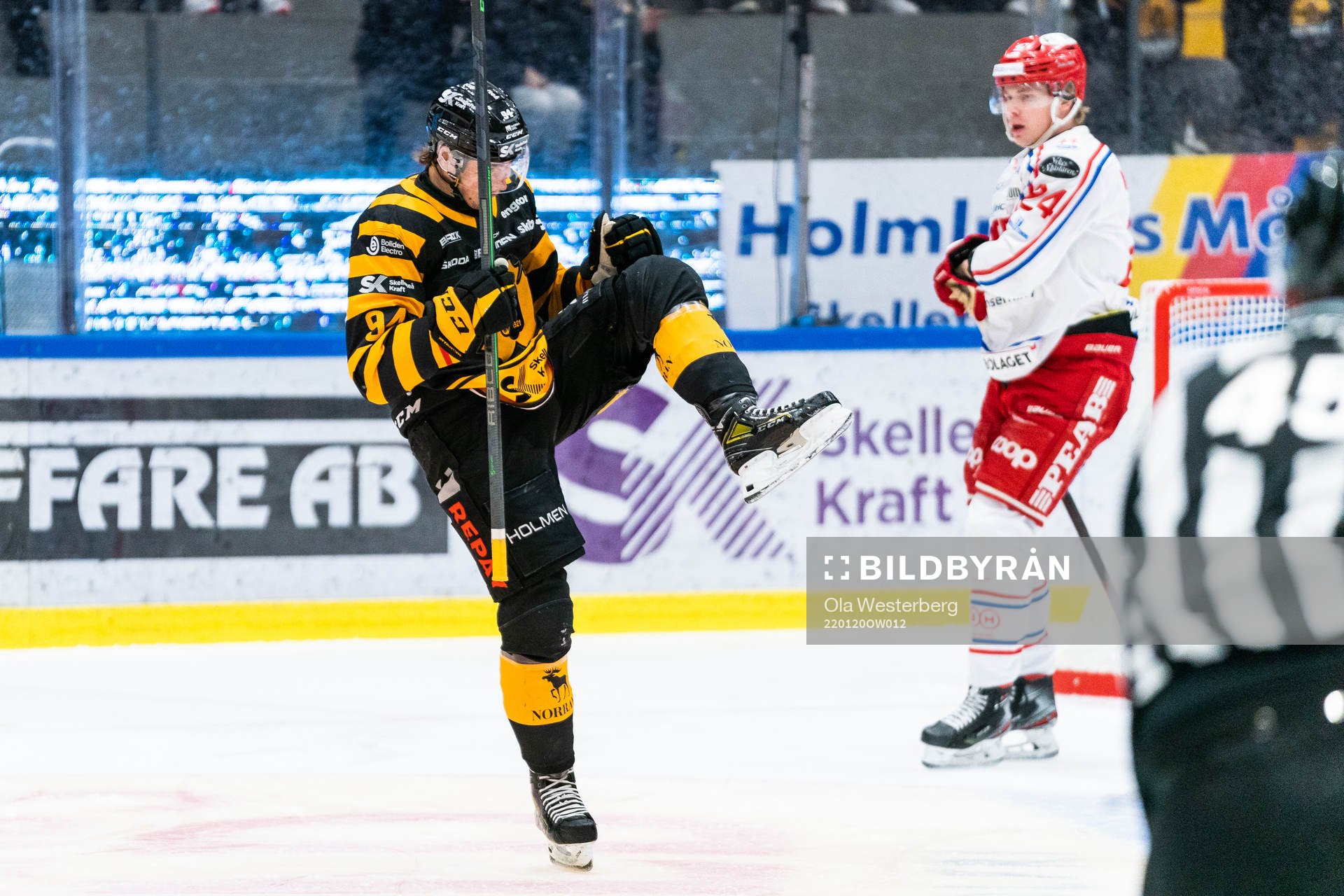 Skellefteås Linus Karlsson jublar