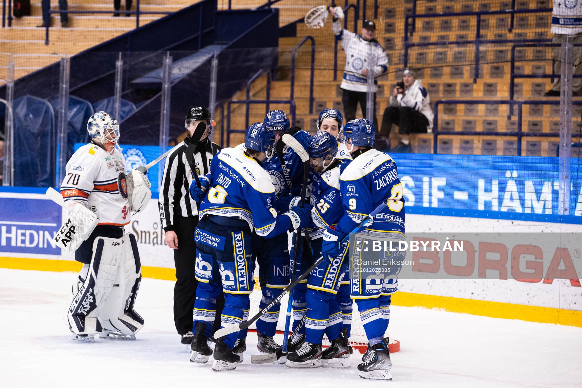 Leksands Calle Själin jublar med lagkamrater