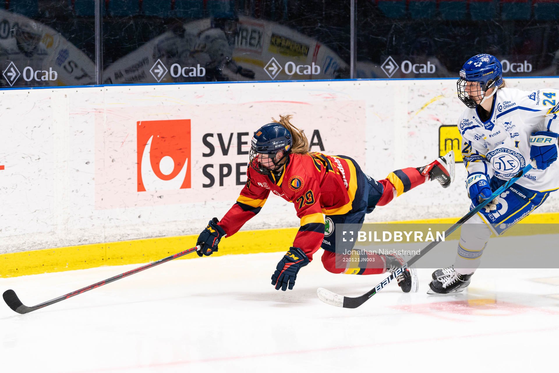 Djurgårdens Maria Lindberg och Leksands Ida Karlsson
