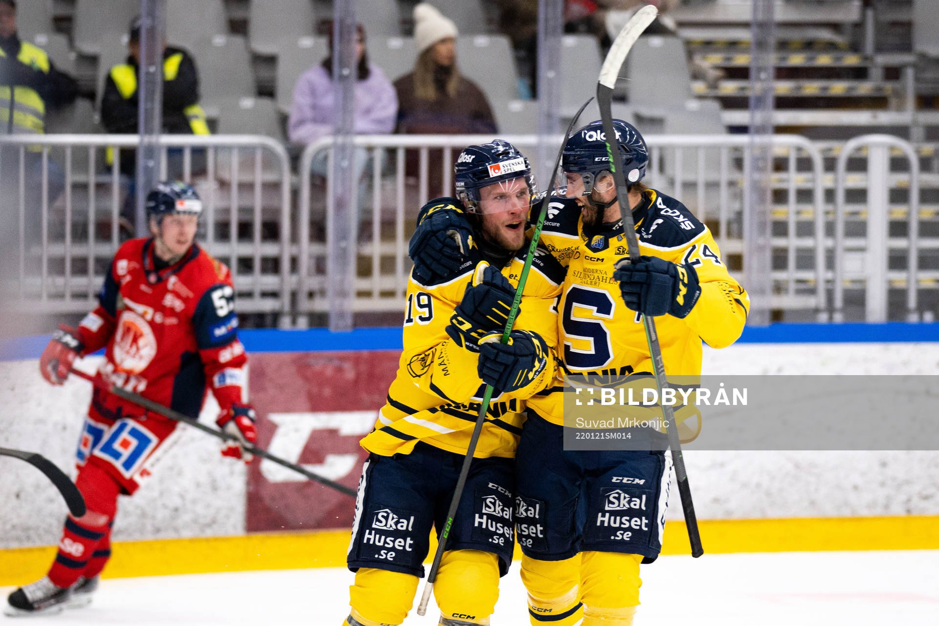 Södertäljes William Haag och Jacob Dahlström jublar