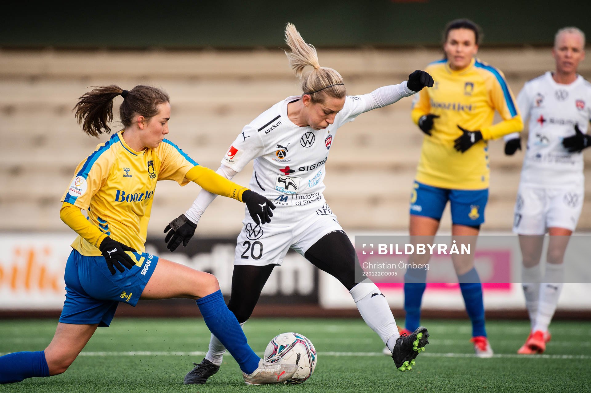 Bröndbys Matilda Kristell och Rosengårds Mia Persson