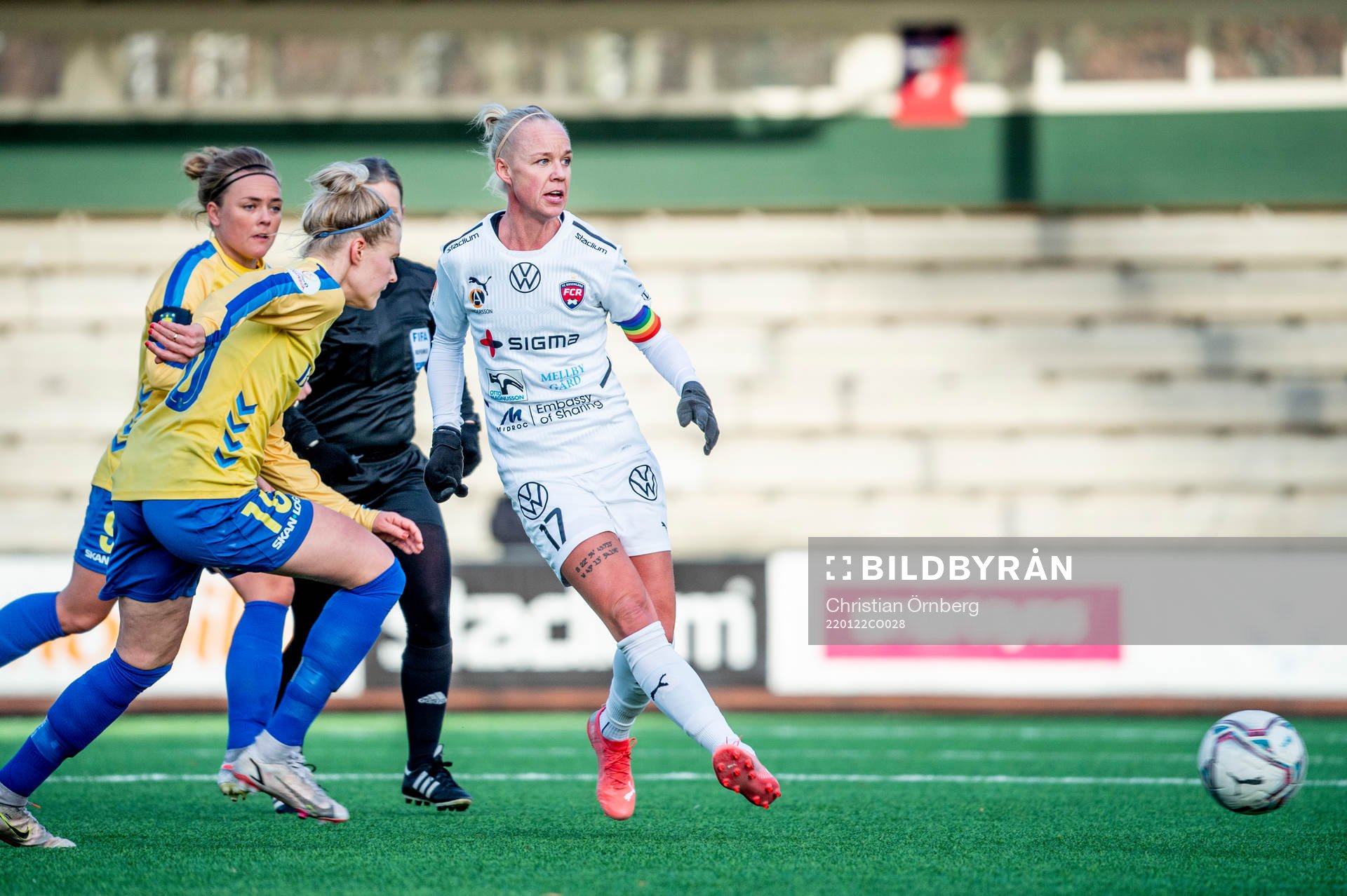 Rosengårds Caroline Seger mot Bröndbys Louise Winter