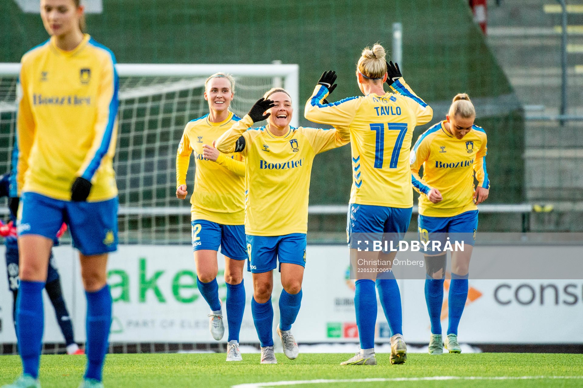 Bröndbys Christina Beck, Nanna Christiansen och Julie
