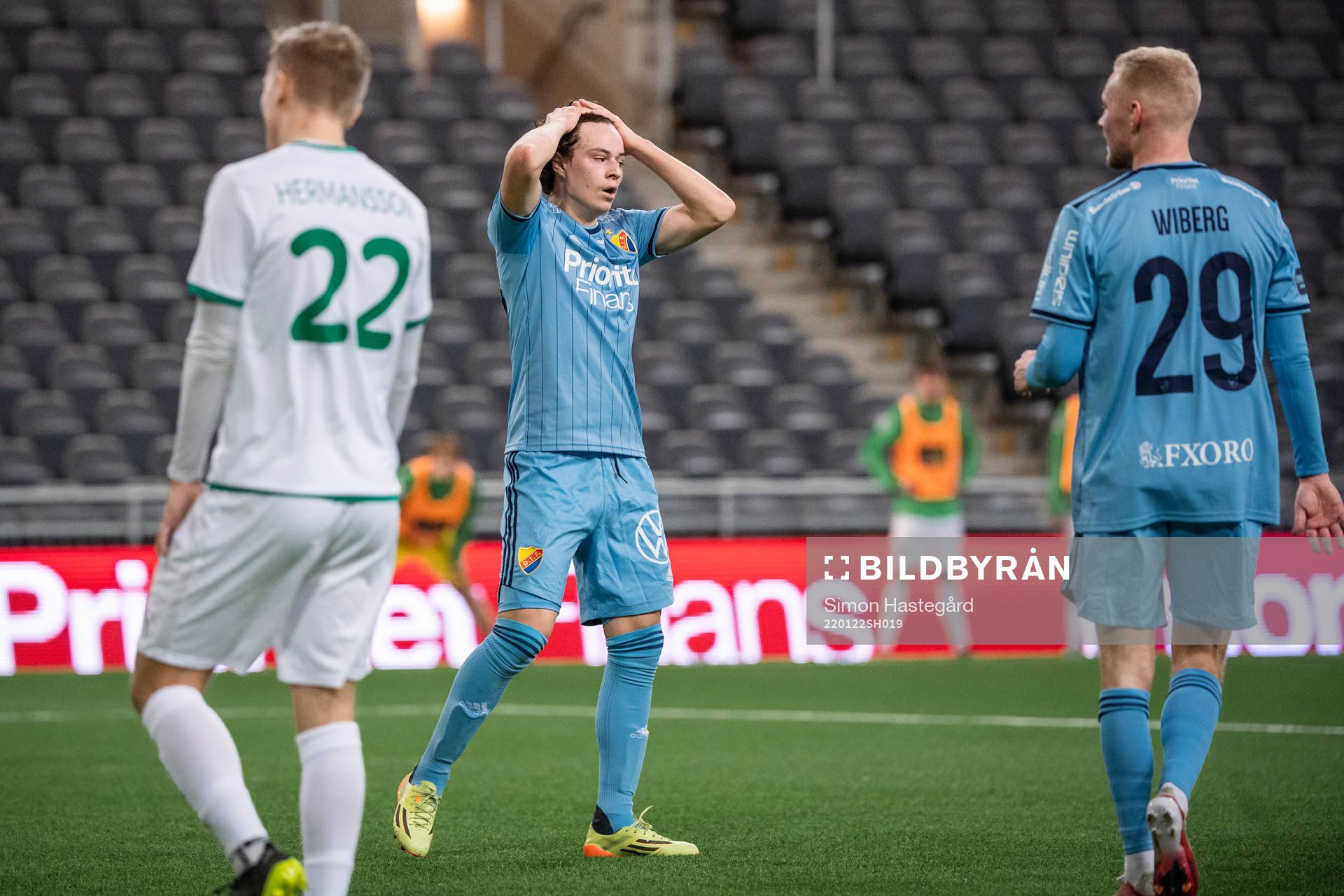 Djurgårdens Leo Cornic deppar