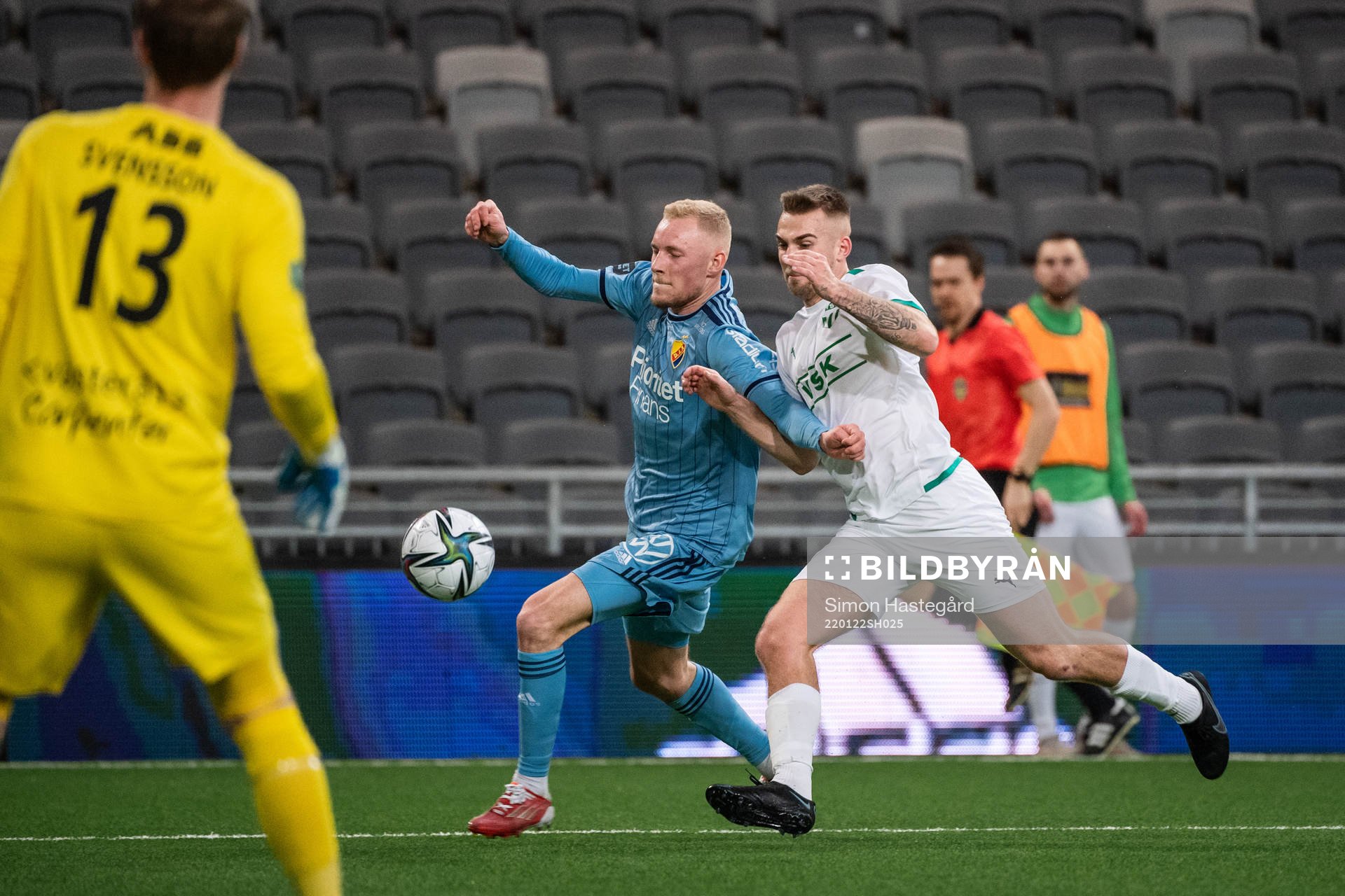 Djurgårdens Adam Bergmark Wiberg och Västerås Jesper