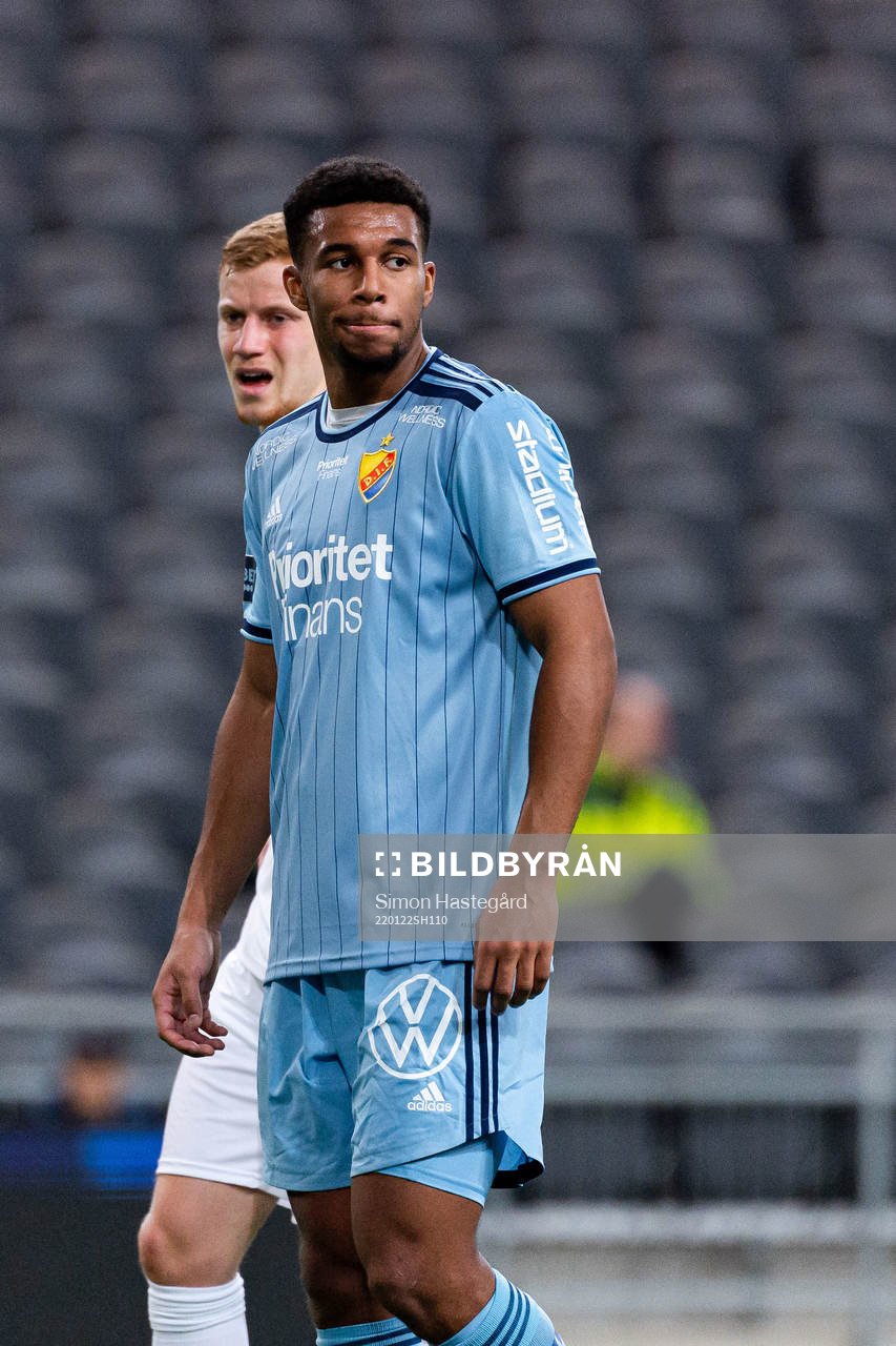 Djurgårdens Isak Hien