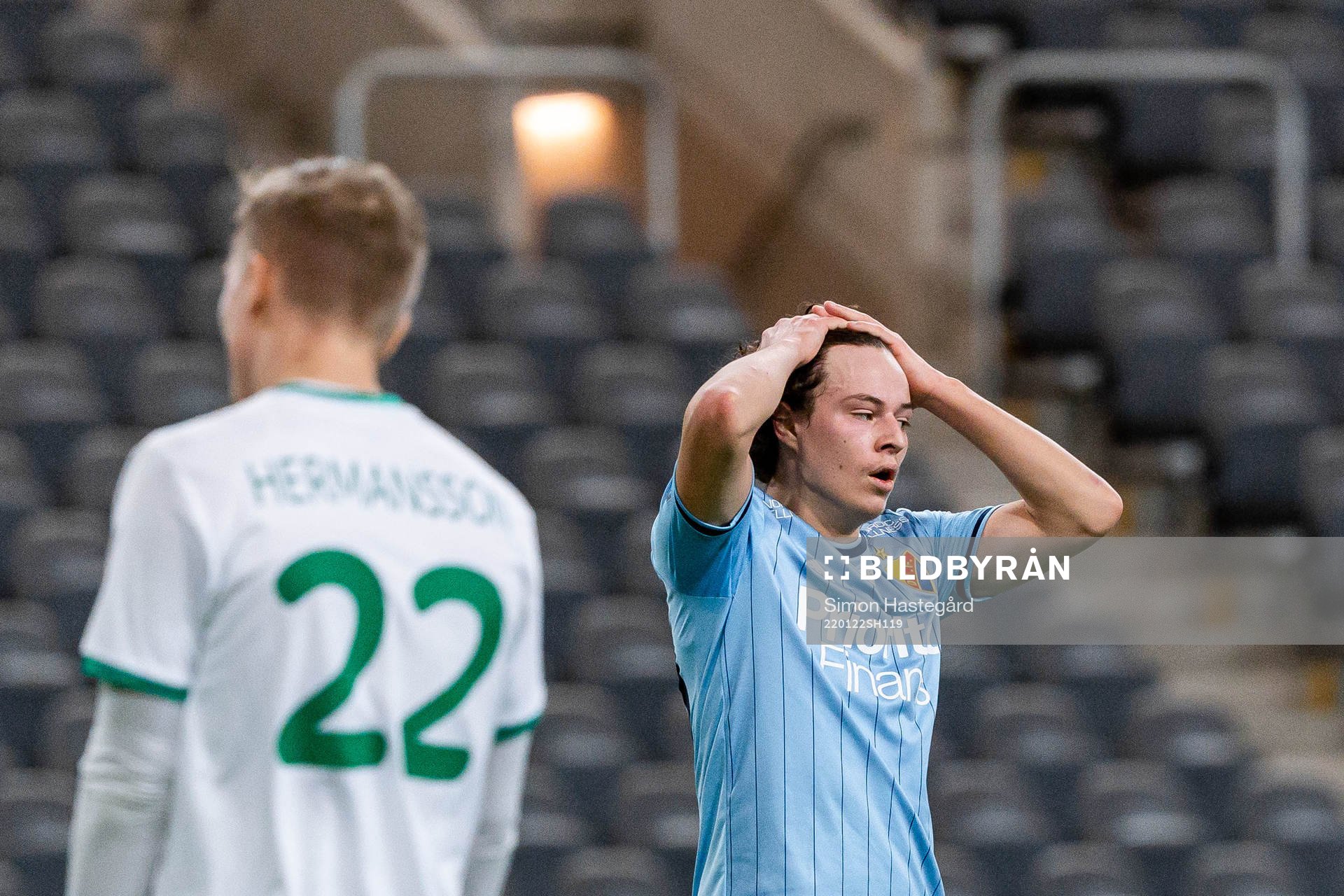 Djurgårdens Leo Cornic deppar
