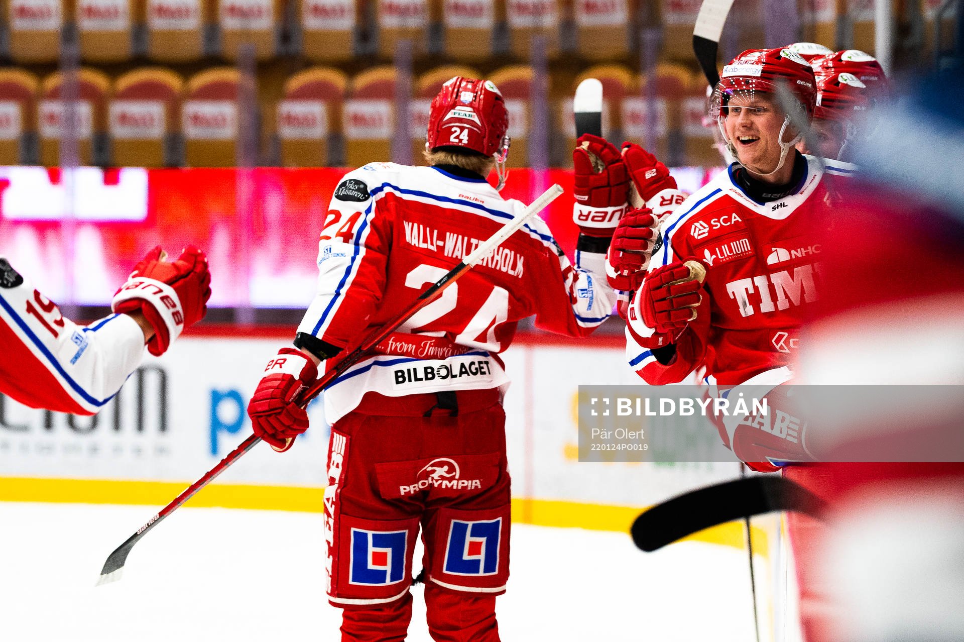 Timrås Erik Walli Walterholm och Jens Lööke jublar