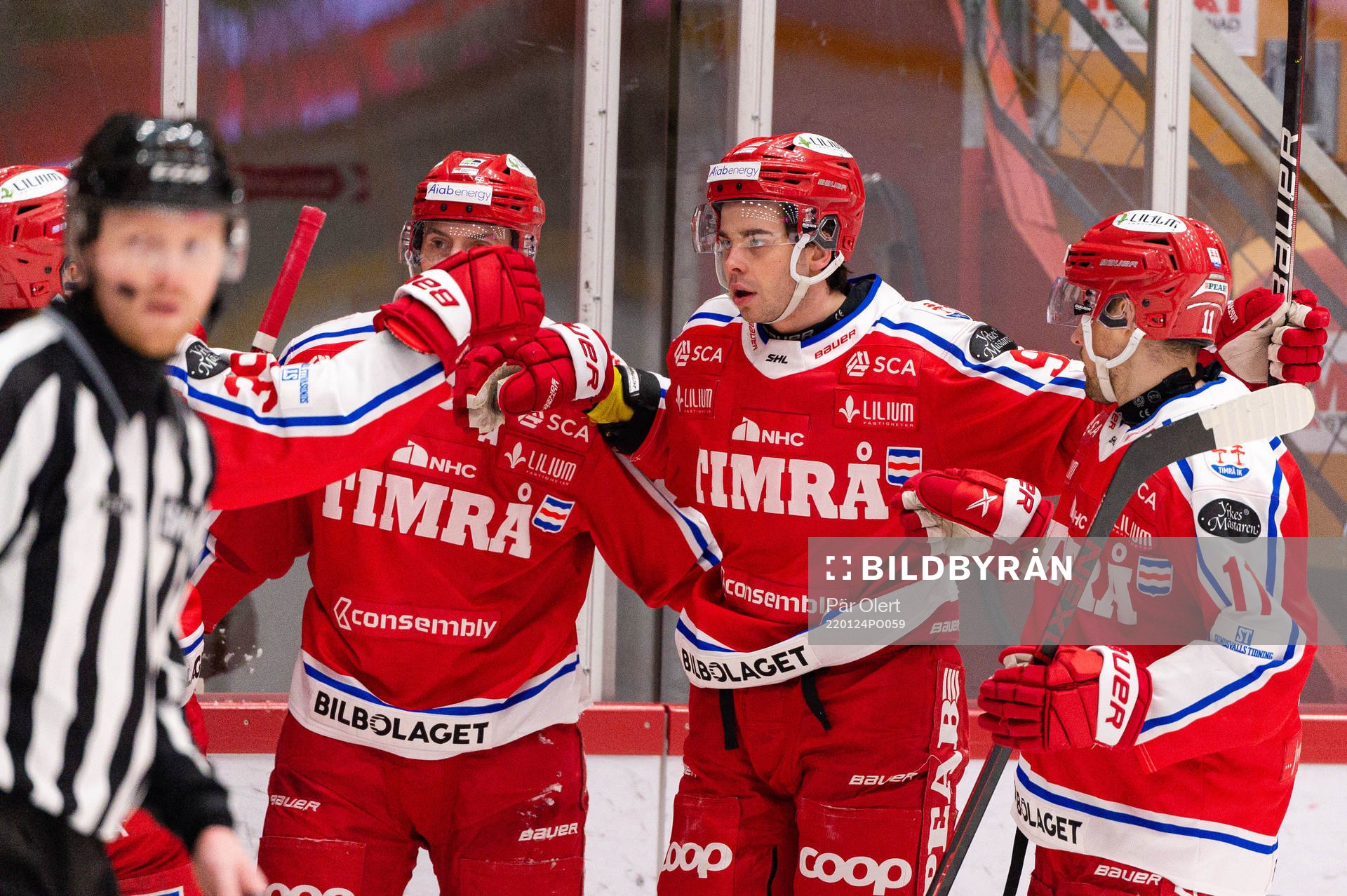Timrås Viktor Lodin jublar