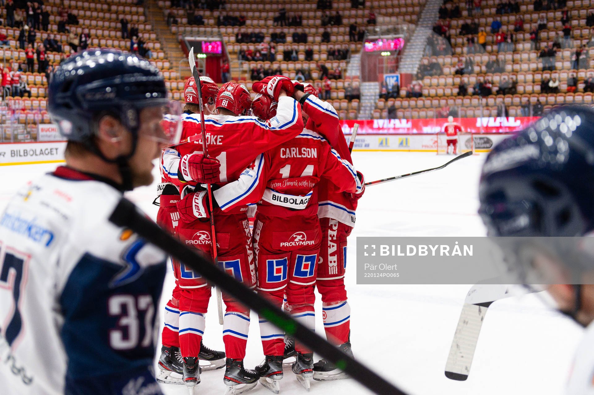 Timrås spelare jublar