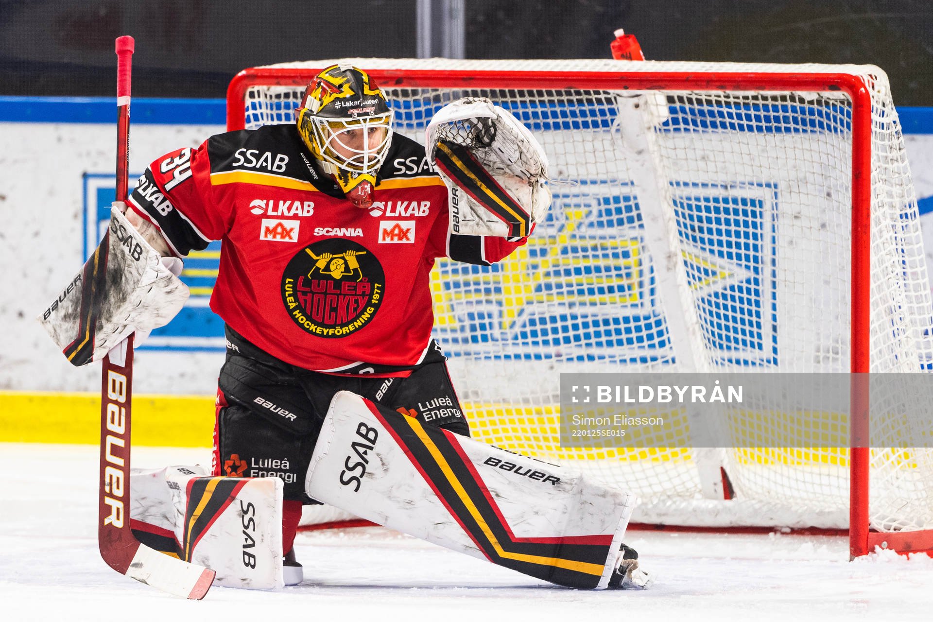 Luleås målvakt Joel Lassinantti släpper in 0-1 från