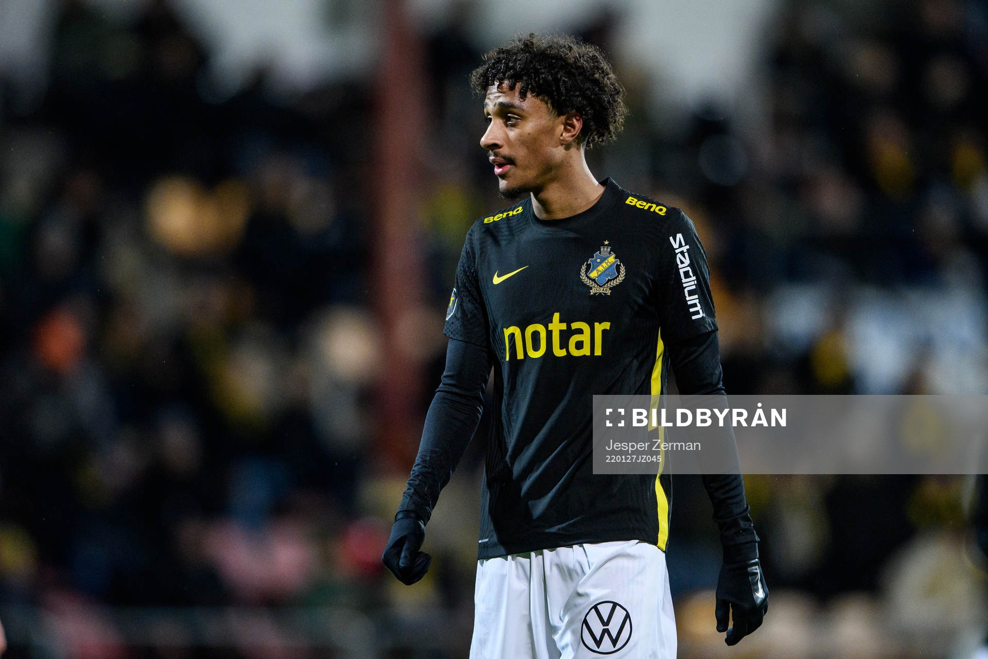 AIK:s Jesper Ceesay under träningsmatchen i fotboll mellan AIK och Sollentuna den 27 januari 2022 i Stockholm. 