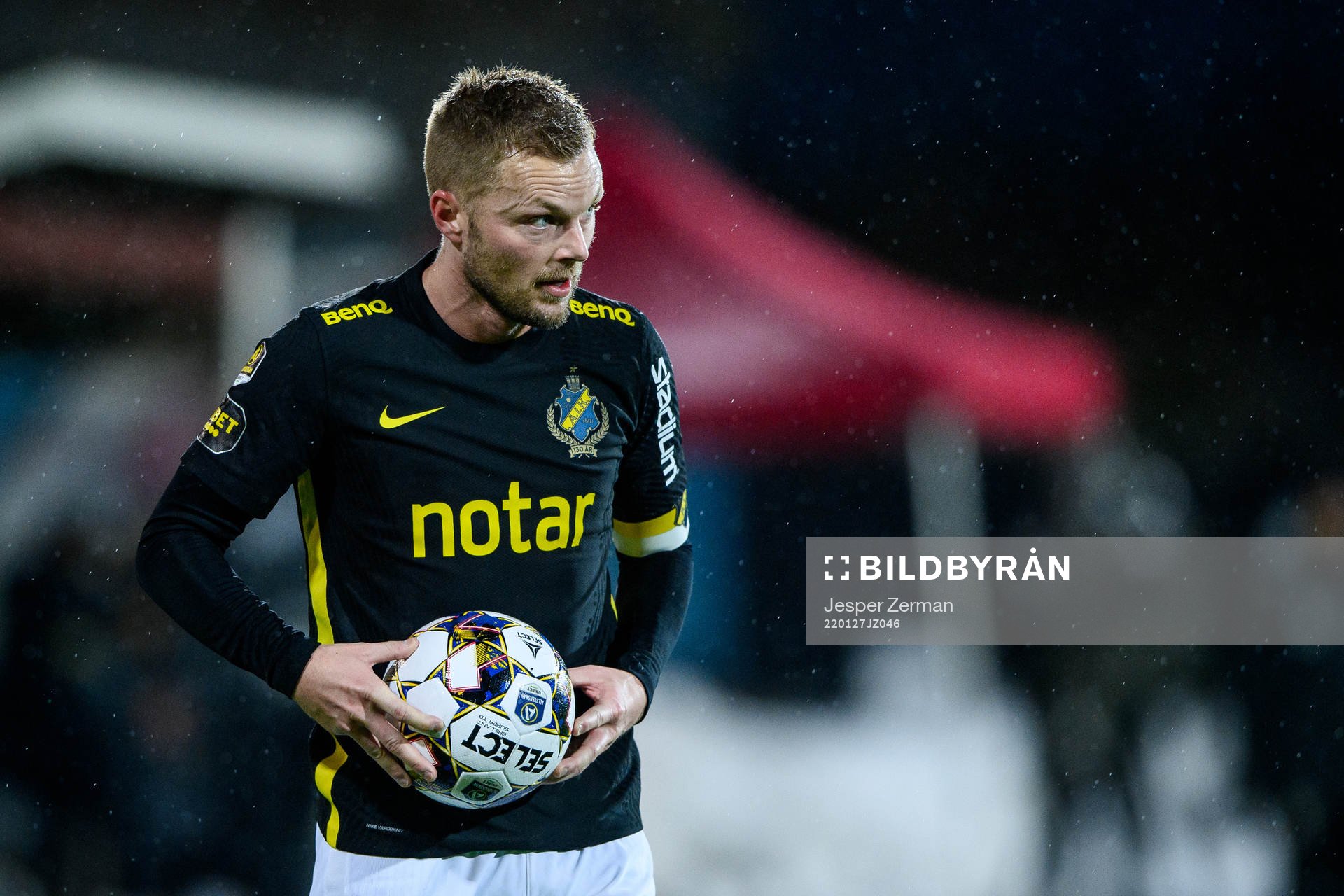 s Sebastian Larsson