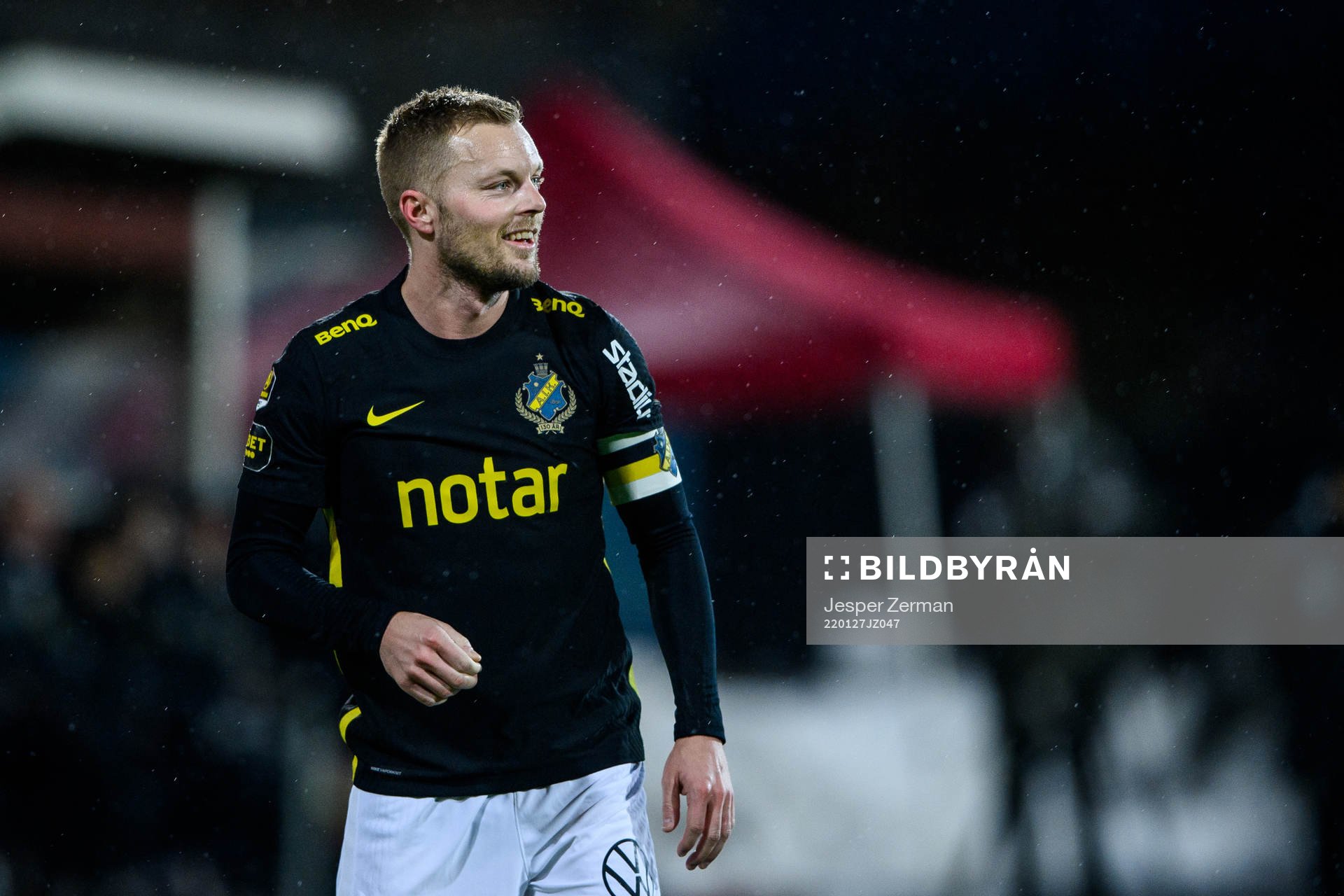 s Sebastian Larsson