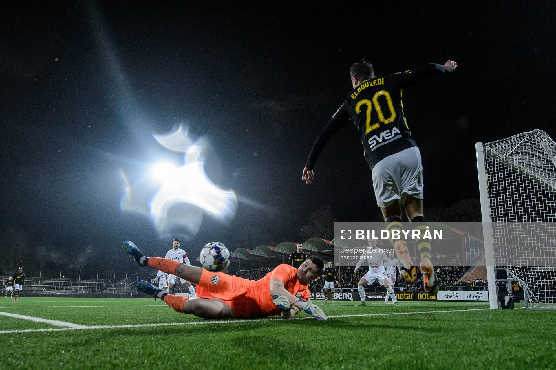 s Zack Elbouzedi