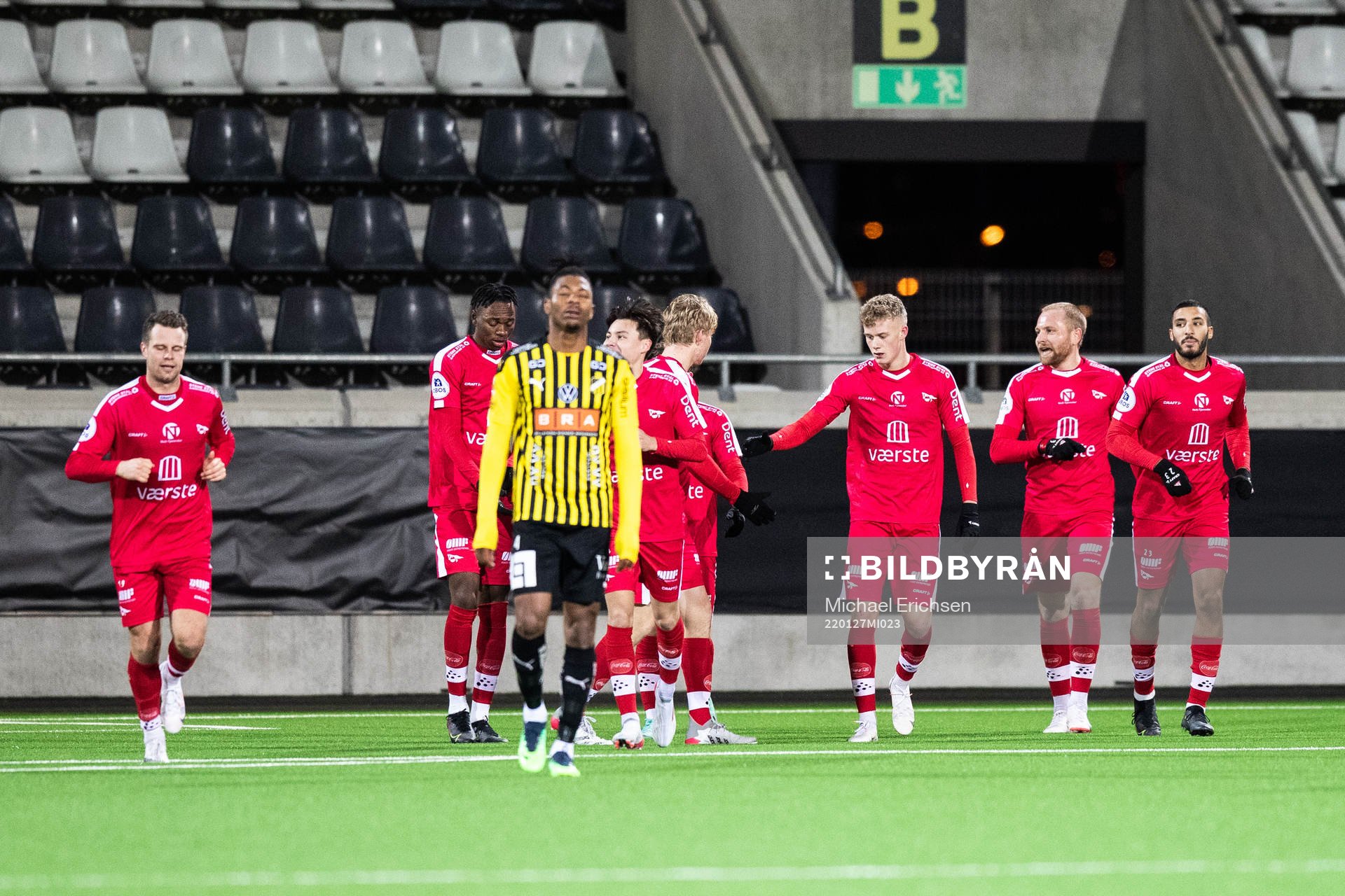 Fredrikstads spelare jublar
