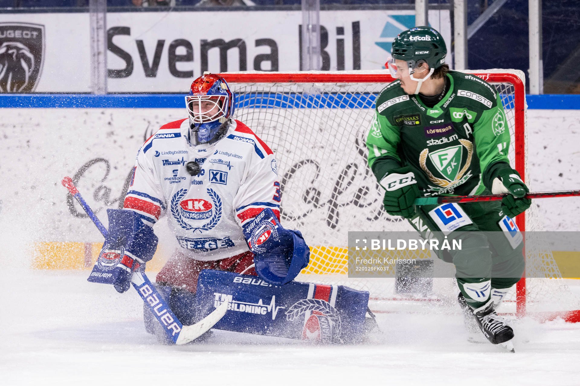 Oskarshamns målvakt Tim Juel och Färjestads Joakim Nygård