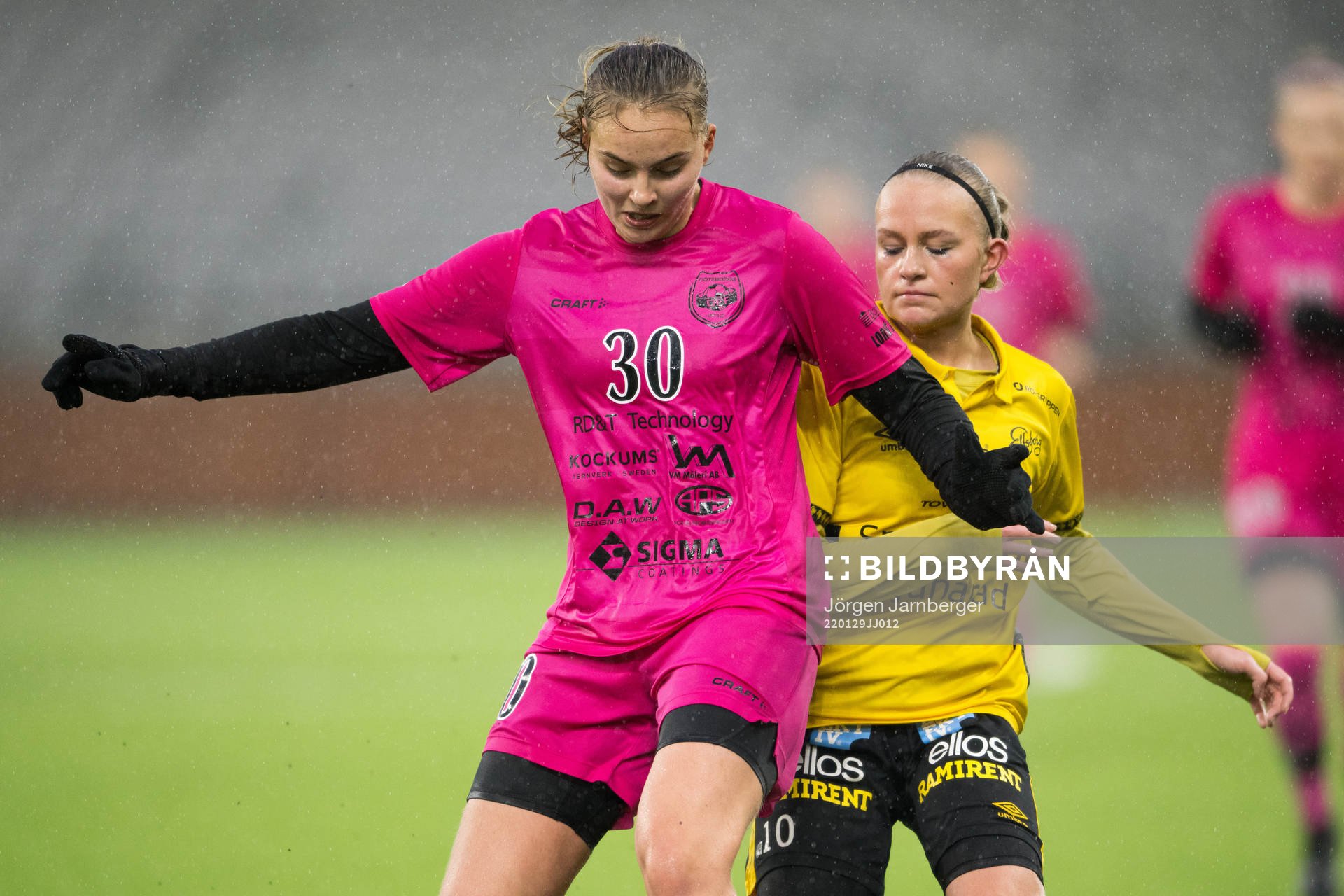 Göteborgs DFF's Anna Herrmansson och Elfsborgs Matilda