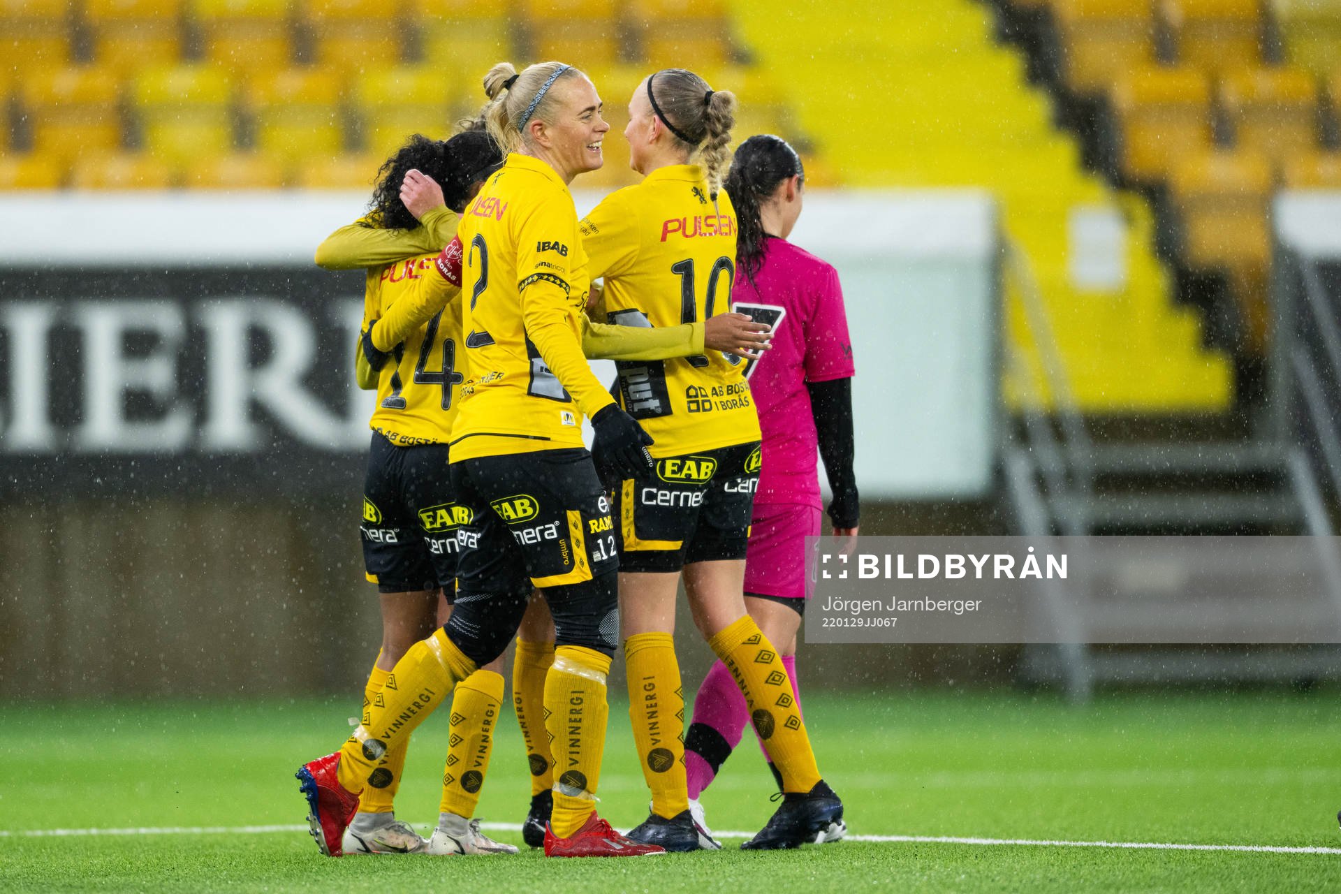 Elfsborgs Ellen Larsson jublar