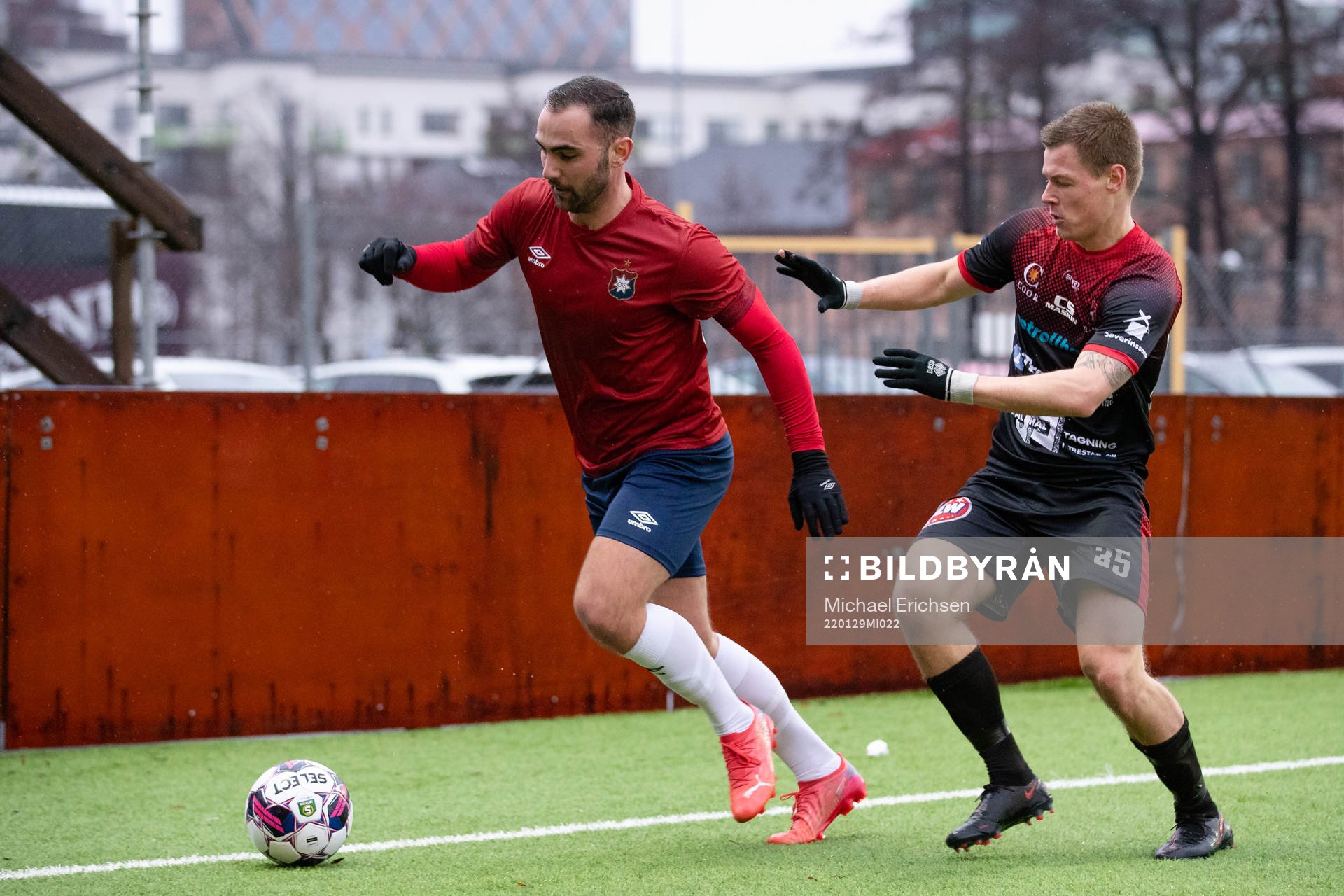 Örgrytes Robert Lipovac och Trollhättans Alexander Leksell