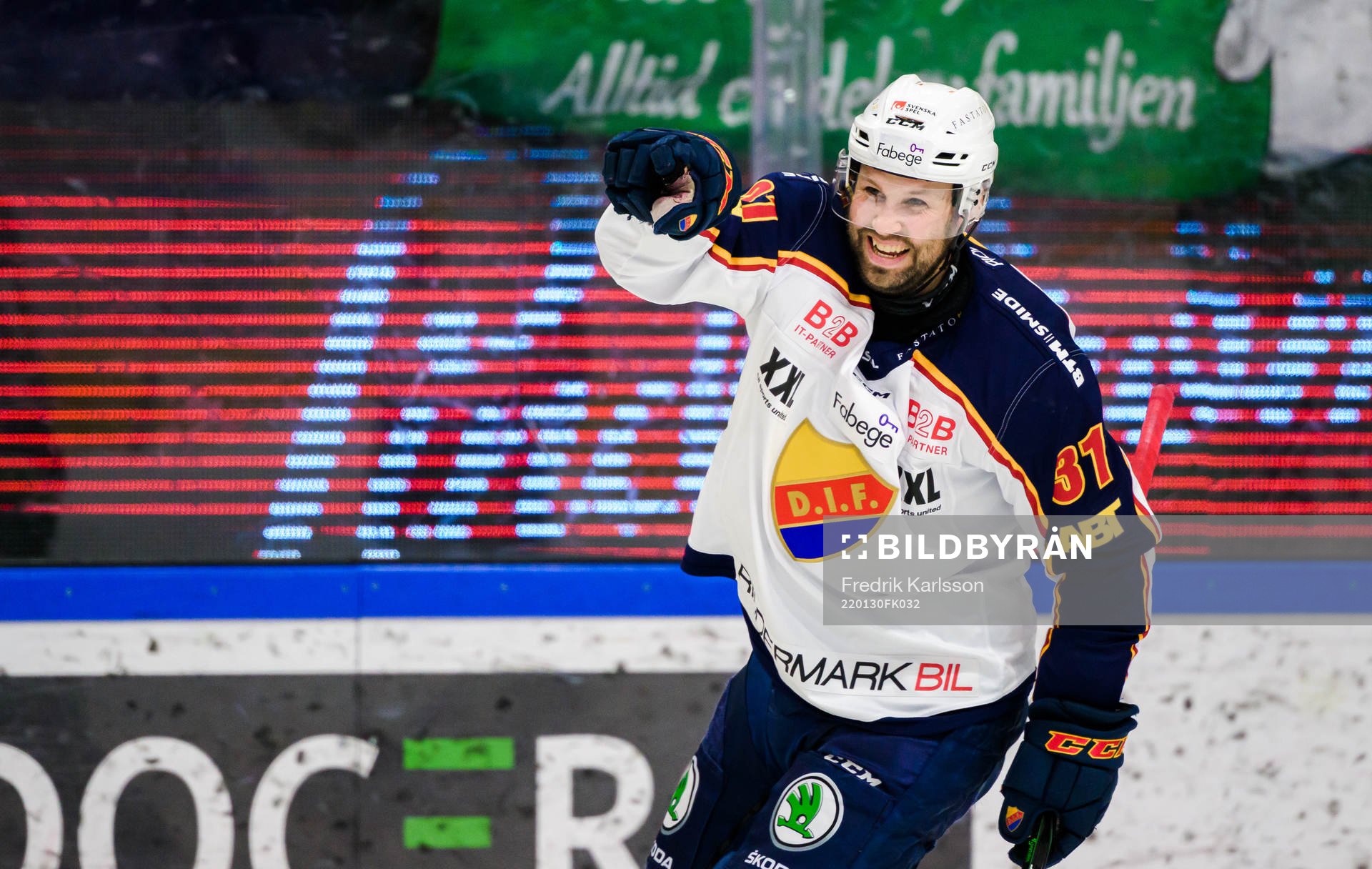Djurgårdens Dick Axelsson jublar