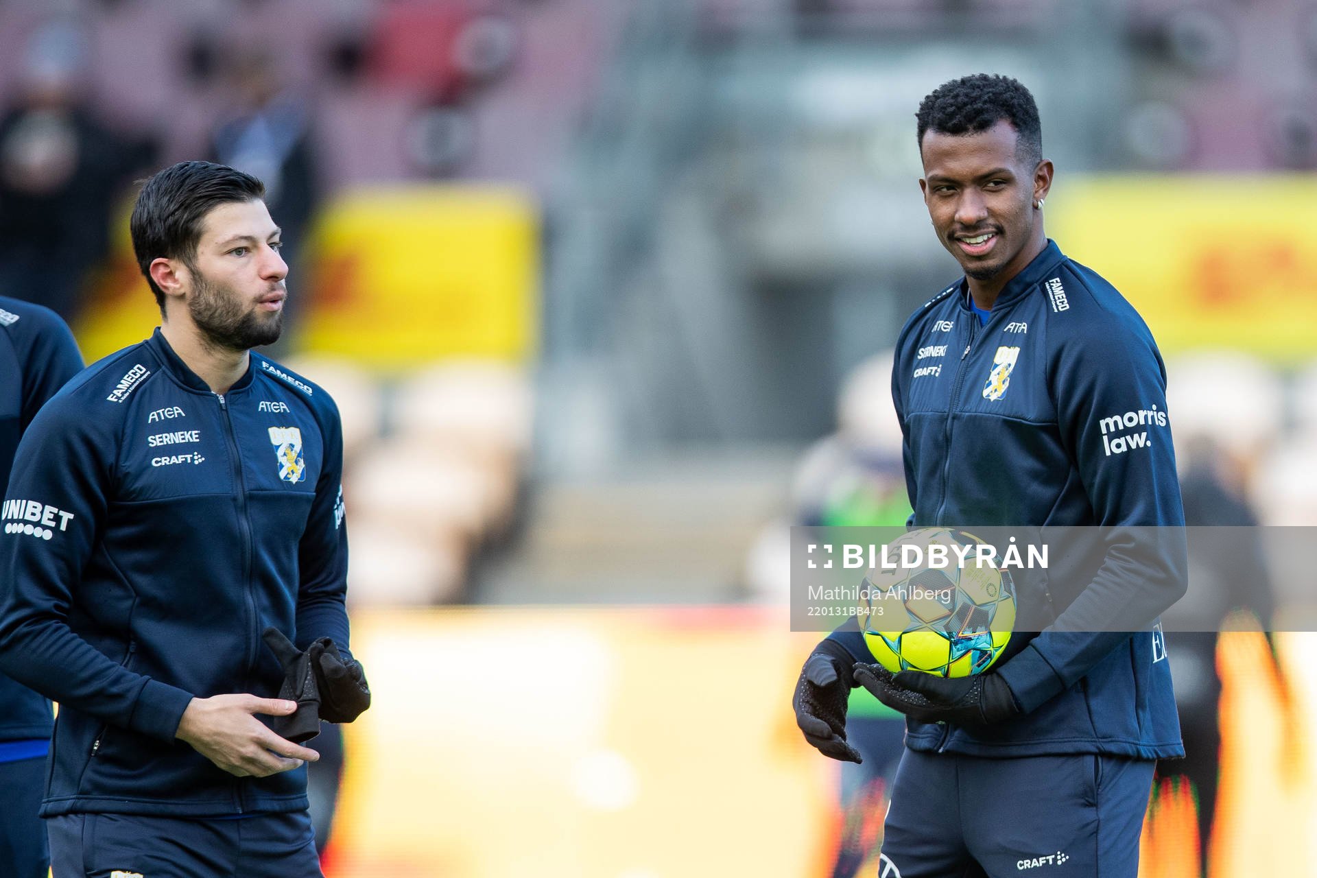 IFK Göteborgs Kevin Yakob  och Bernardo Vilar Estevao