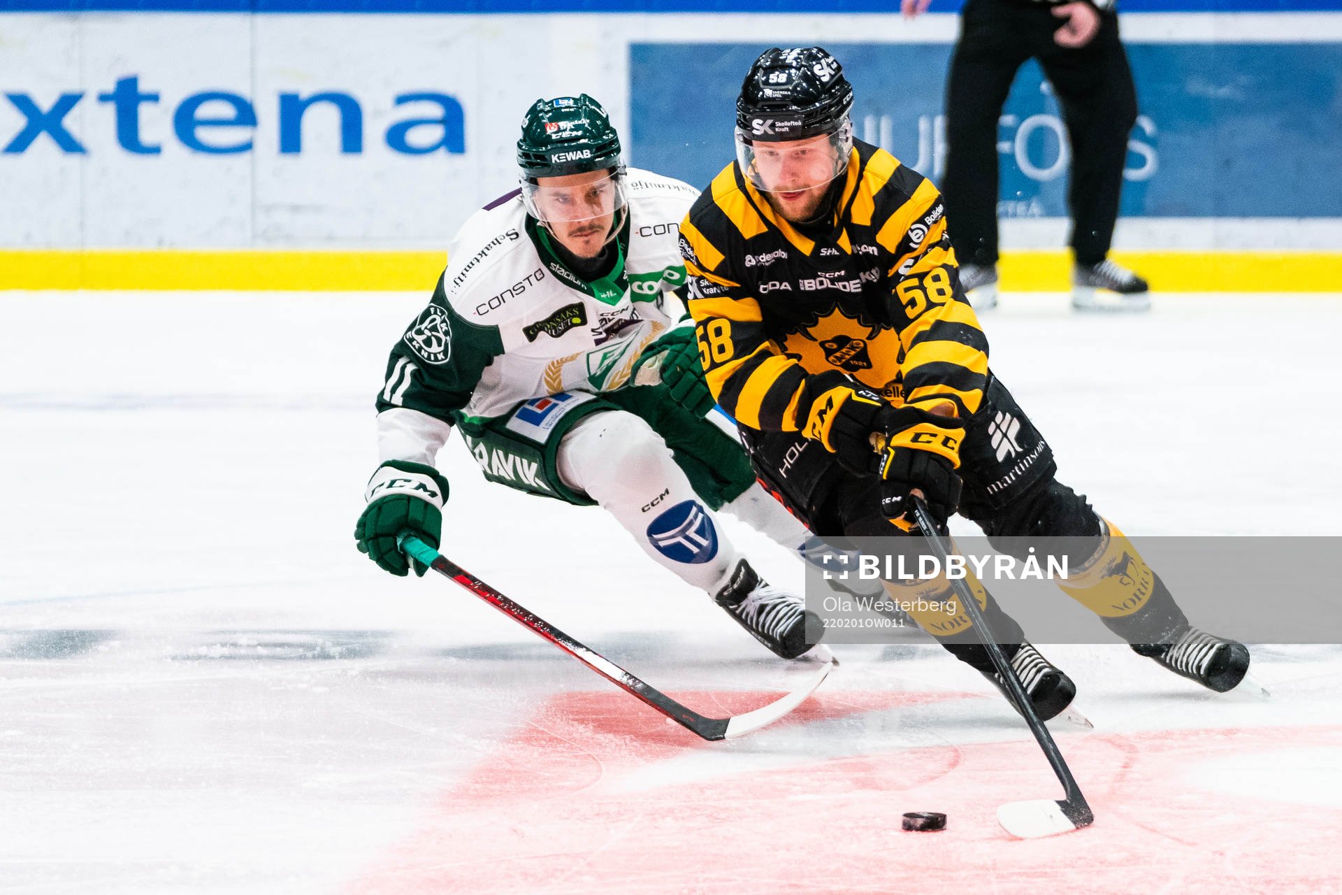 Färjestads Joakim Nygård och Skellefteås Oskar Nilsson