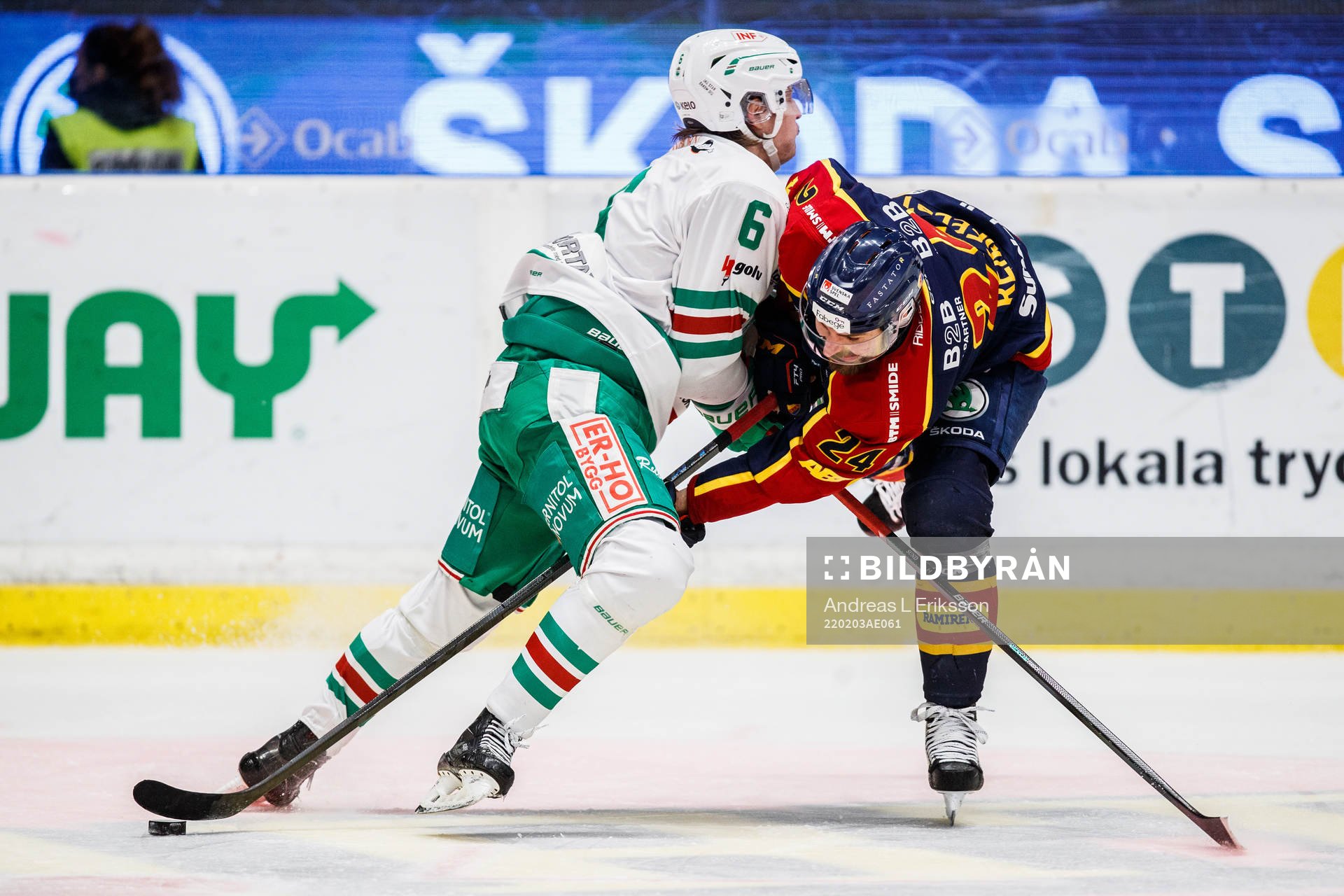 Rögles Tony Sund och Djurgårdens Ludvig Rensfeldt