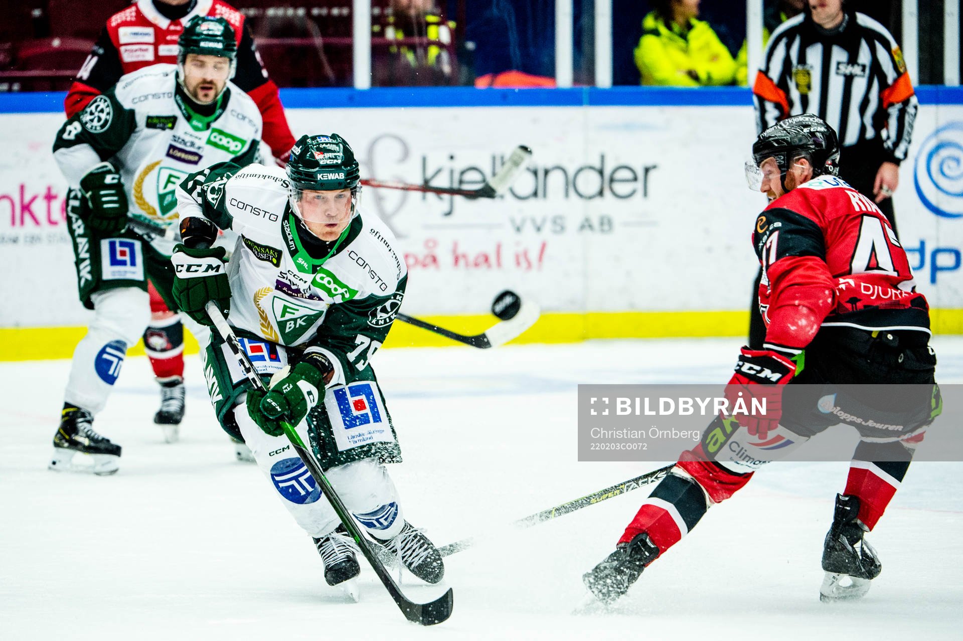 Färjestads Patrik Lundh mot Malmö Redhawks Joakim Ryan