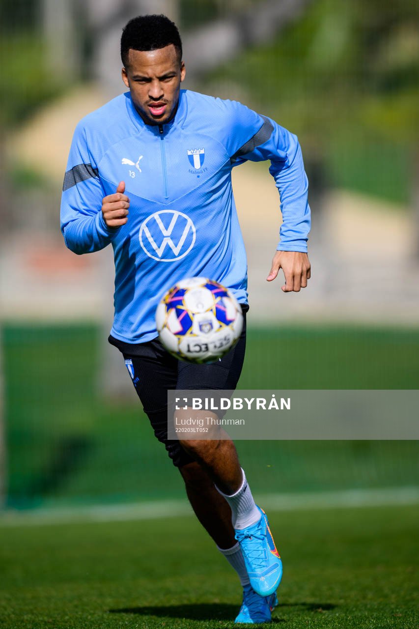 Martin Olsson