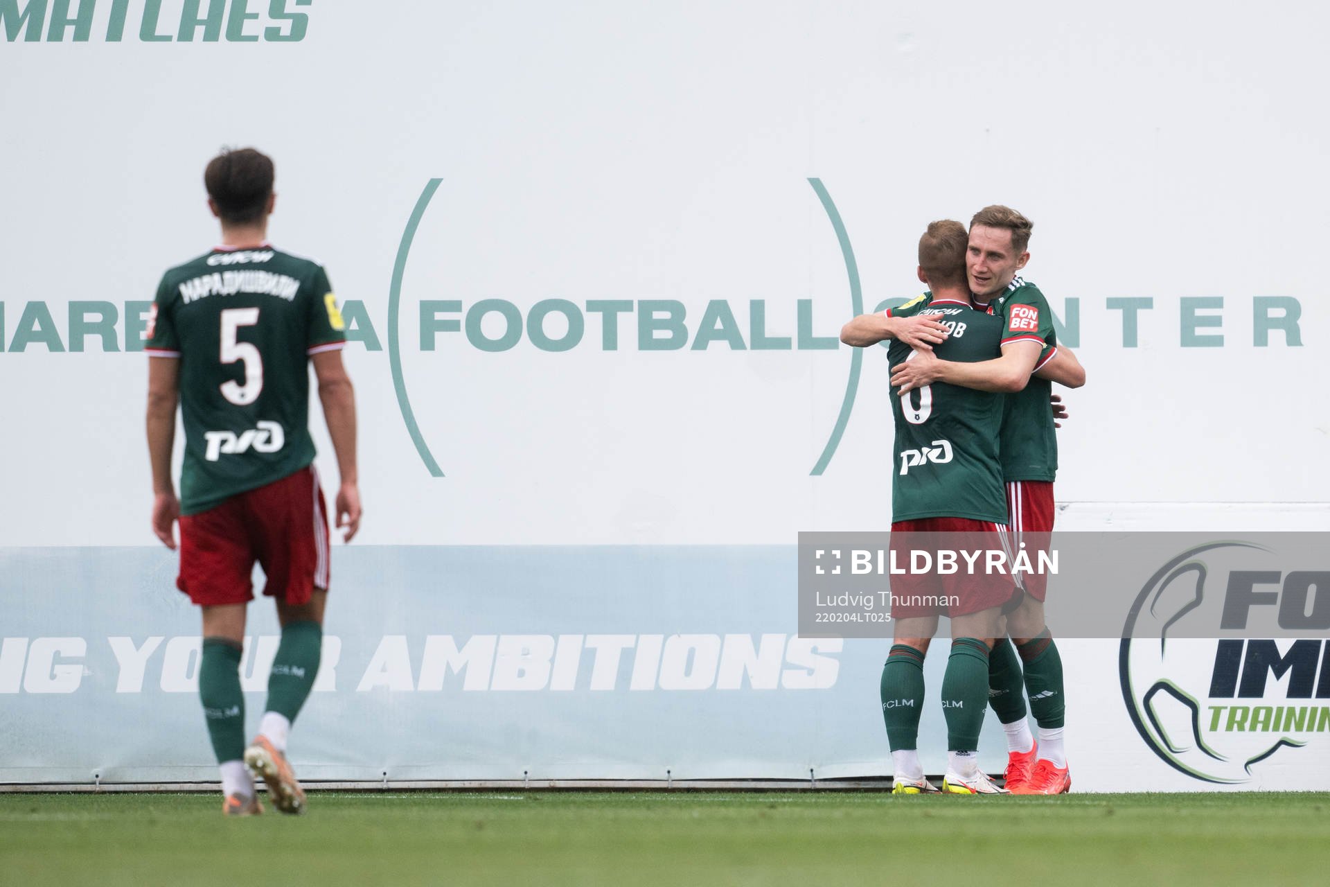 Dmitri Barinov and Jan Kuchta celebrate after 1-0 during the friendly football match between Malmö FF and Lokomotiv Moskva on February 4, 2022 in Marbella.