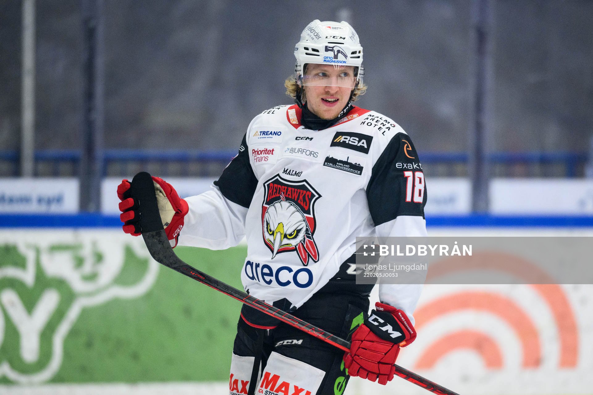 Malmö Redhawks Marcus Sylvegård jublar