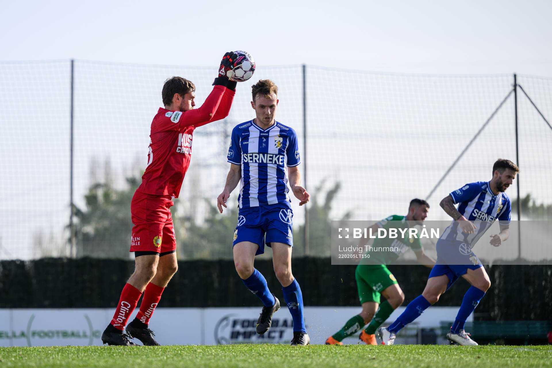 Hammarbys Davor Blazevic och IFK Göteborgs Tim van Assema