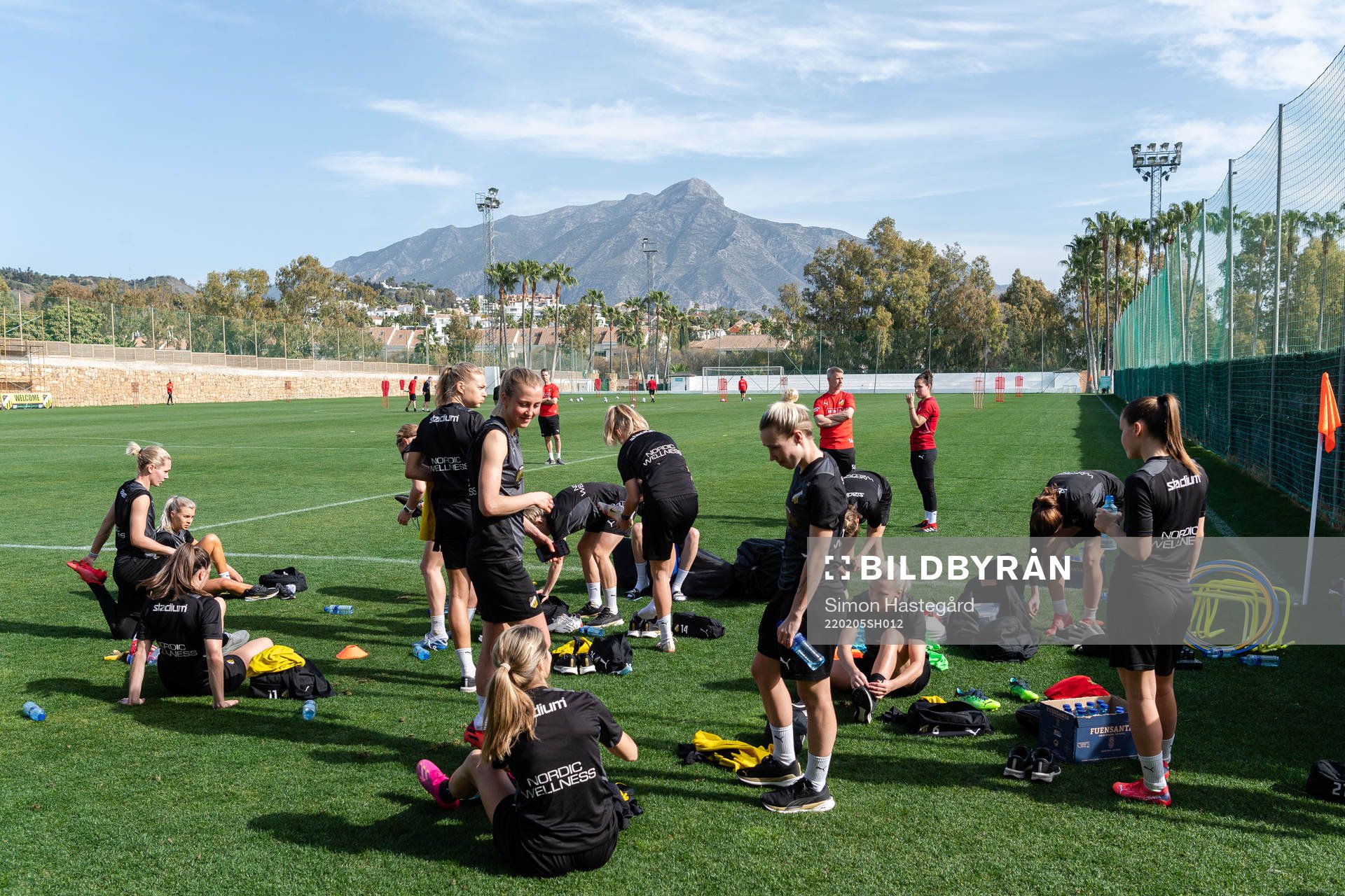 Spelarna efter en fotbollsträning med Häcken den 5 februari 2022 i Marbella. 