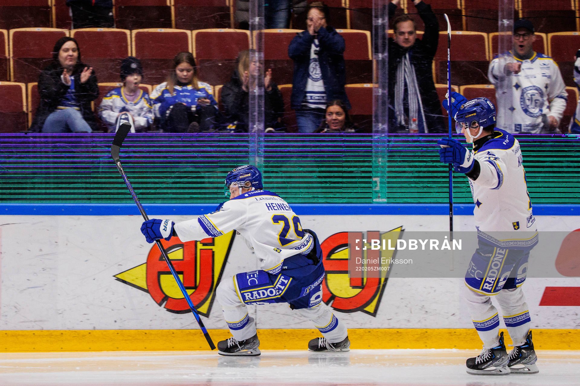 Leksands Emil Heineman jublar
