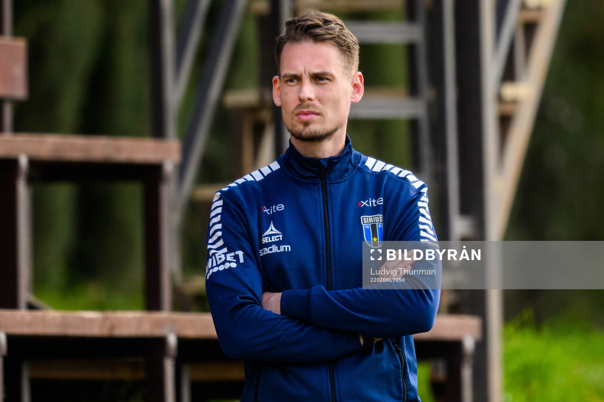 Head coach Daniel Bäckström of Sirius