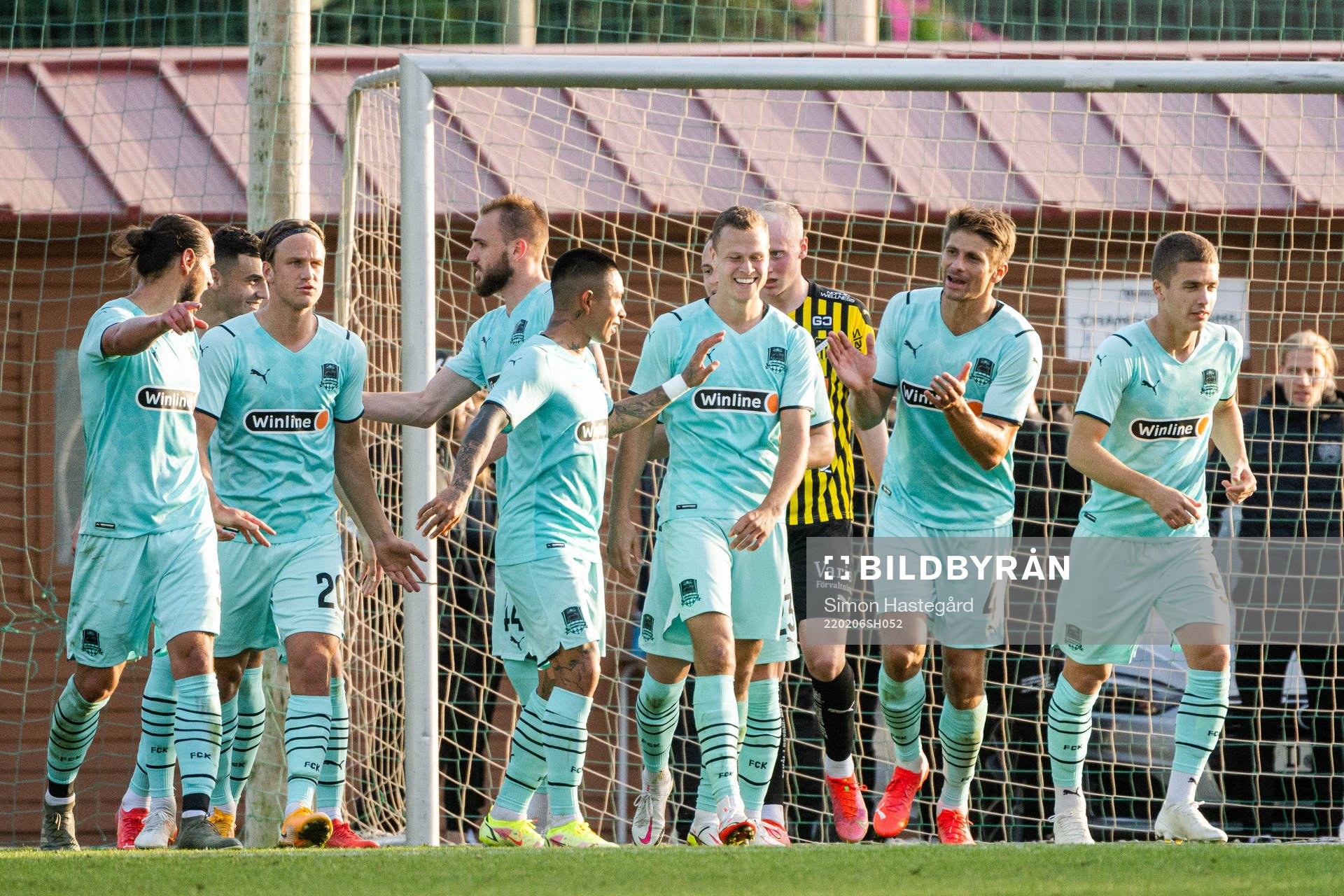 Viktor Claesson of Krasnodar celebrate the 1-2 goal