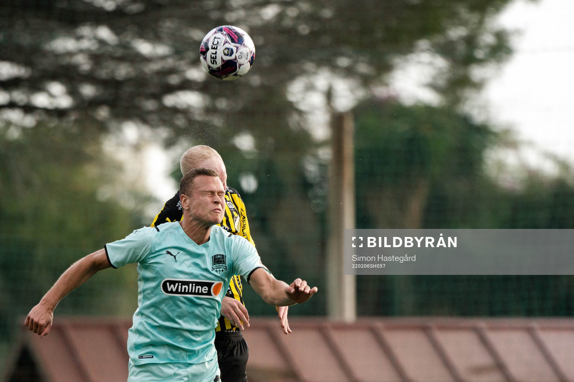 Viktor Claesson of Krasnodar and Valgeir Fridriksson of