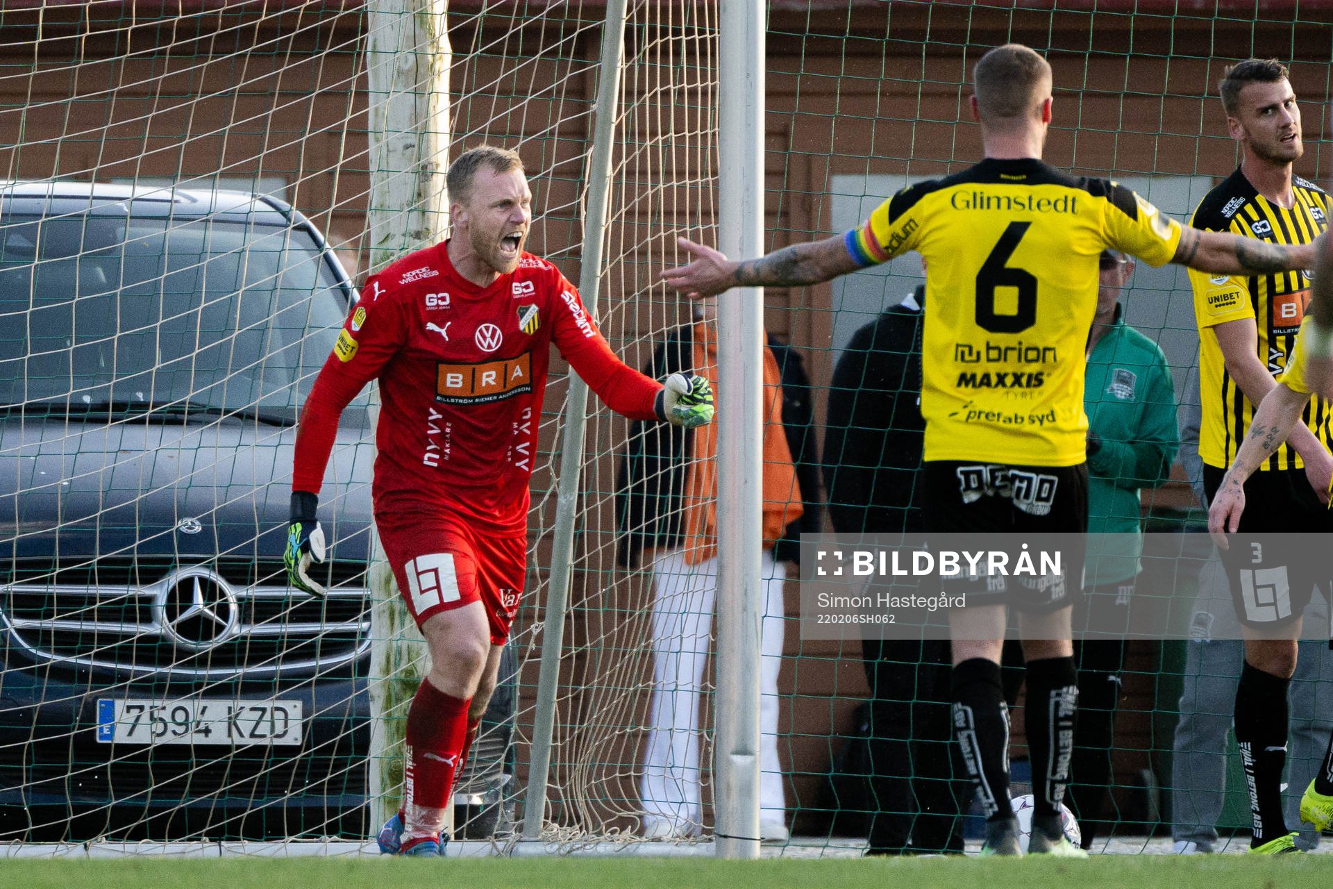 Goalkeeper Peter Abrahamsson of Häcken reacts