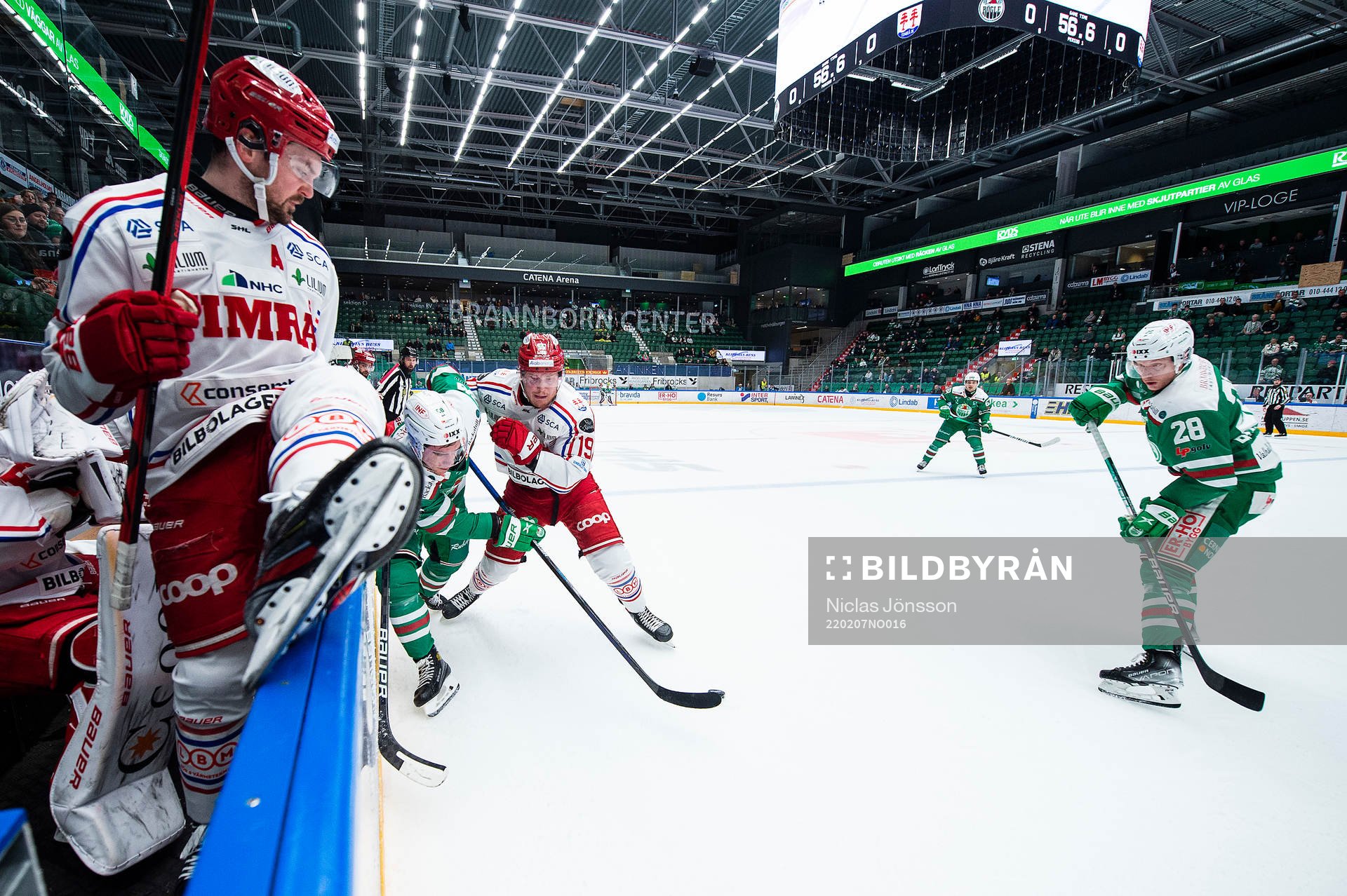 Rögles Ryan McKiernan och Timrås Erik Andersson