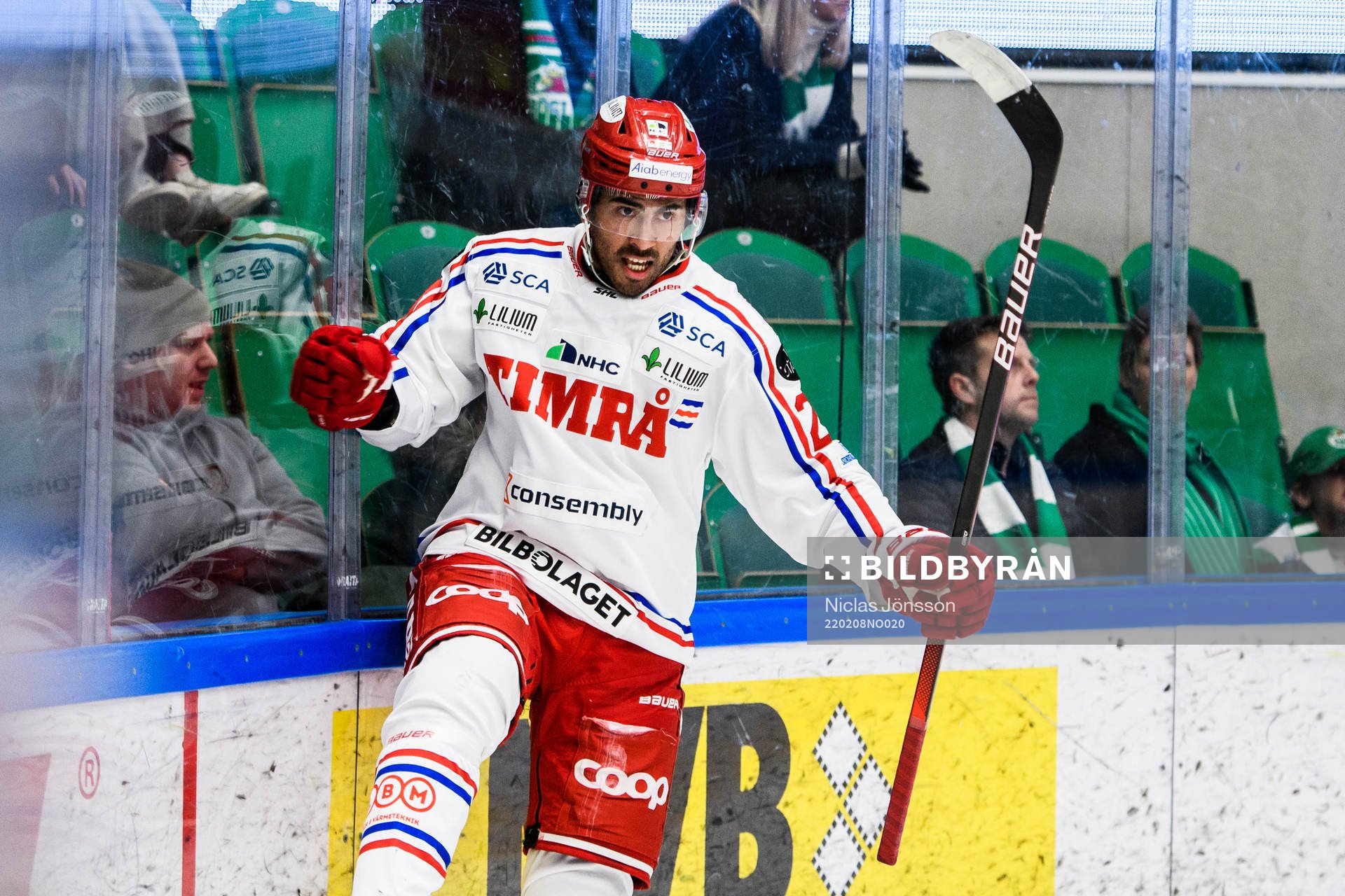 Timrås Jeremy Boyce-Rotevall jublar