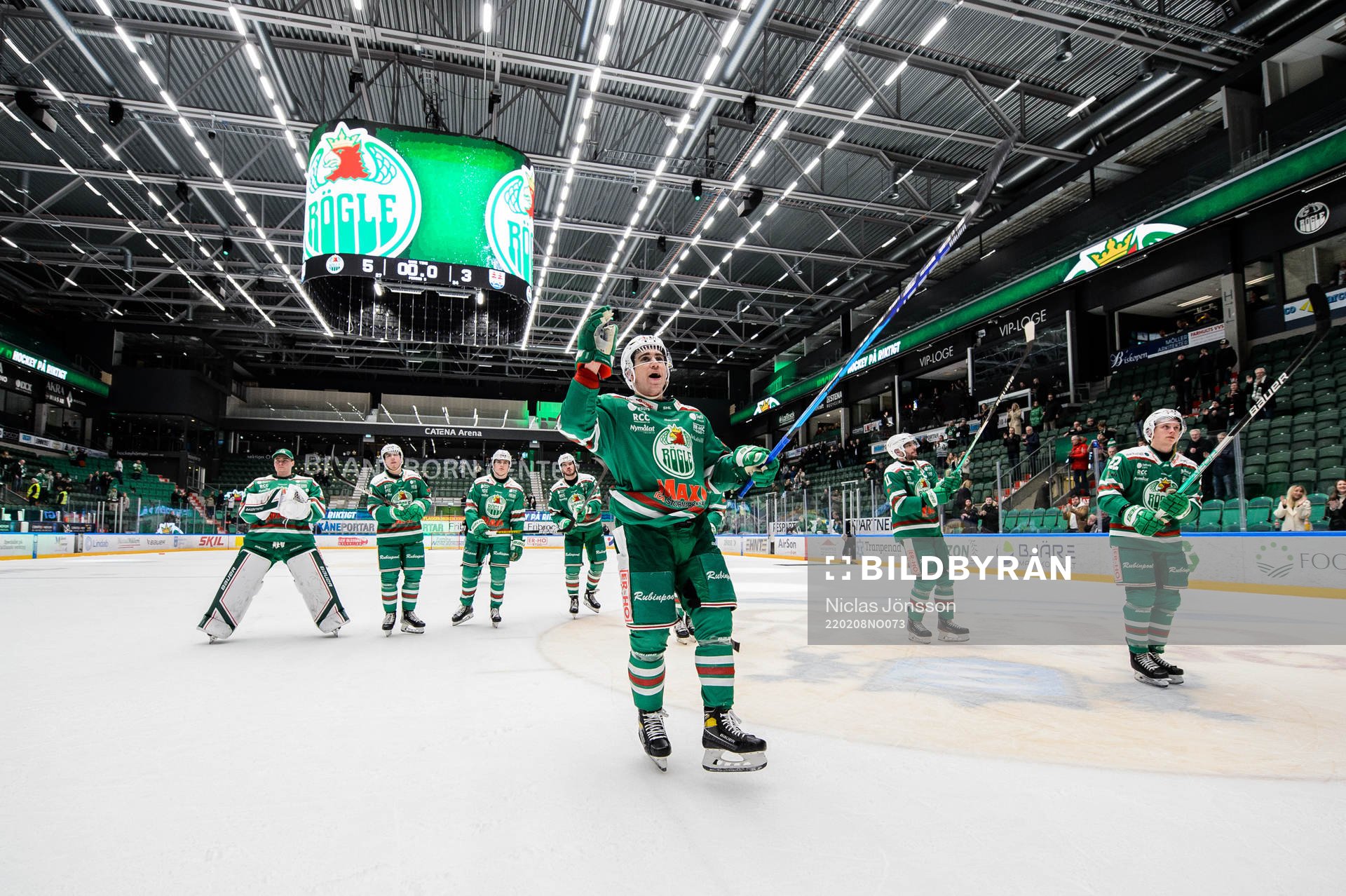 Rögles Ryan McKiernan jublar